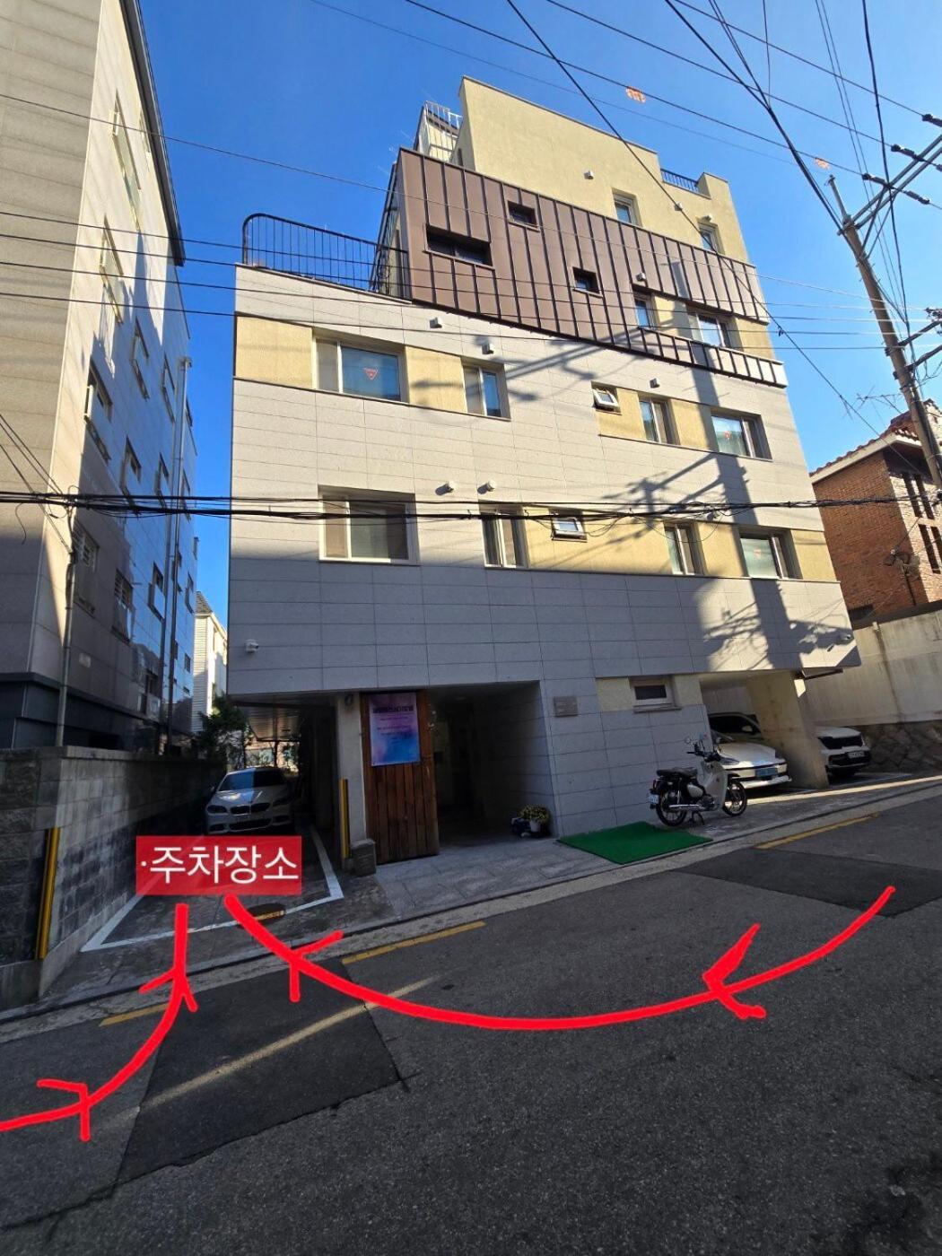 #seoul#3-bedroom#philos House#gyeongbok Palace#cheonggyestream#sungshin Women Station Line4#ev#good Sleep# Villa *