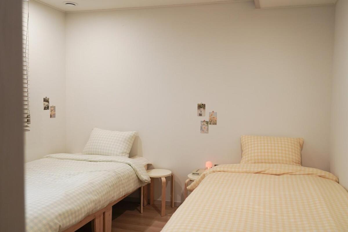 Villa #seoul#3-bedroom#philos House#gyeongbok Palace#cheonggyestream#sungshin Women Station Line4#ev#good Sleep# *