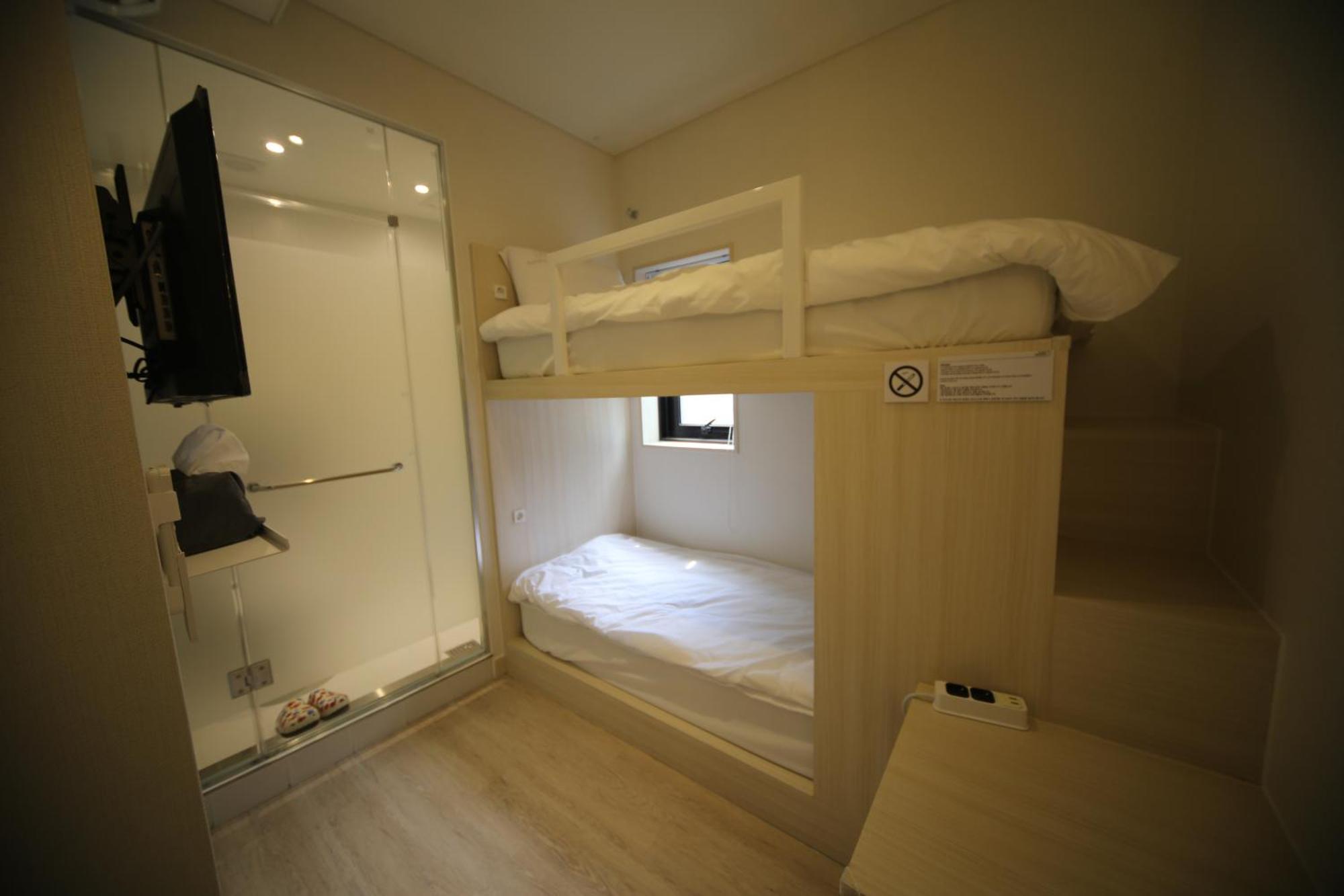 Moon Hotel