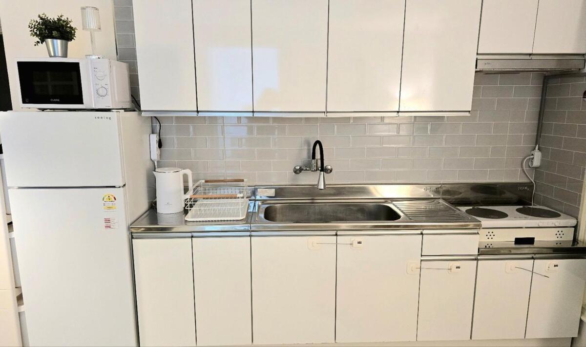 #family Friends Up To 7 People #beamprojector #hongdae, Gangnam, Jamsil 30 Minutes#luggagestorage Service Seoul