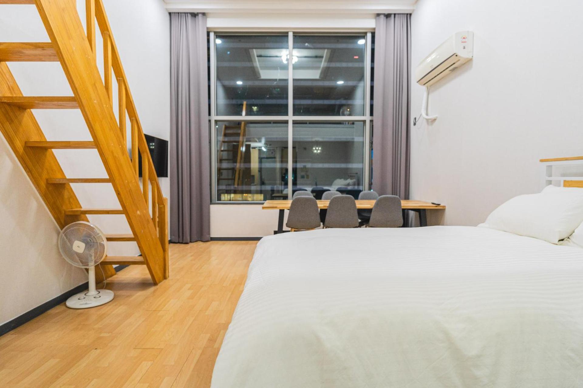 Apartment Momoho Hongdae Seoul
