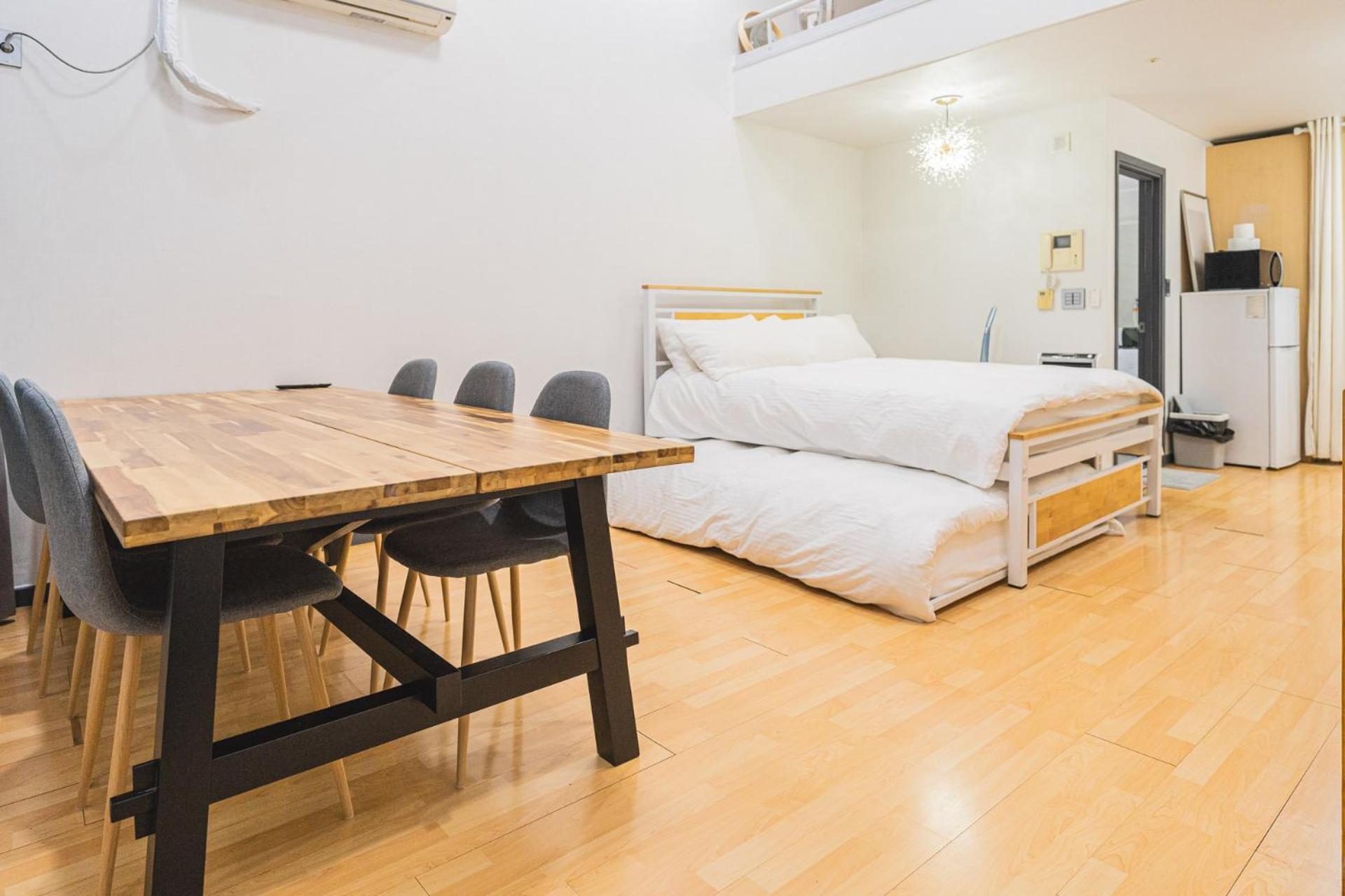 Apartment Momoho Hongdae *