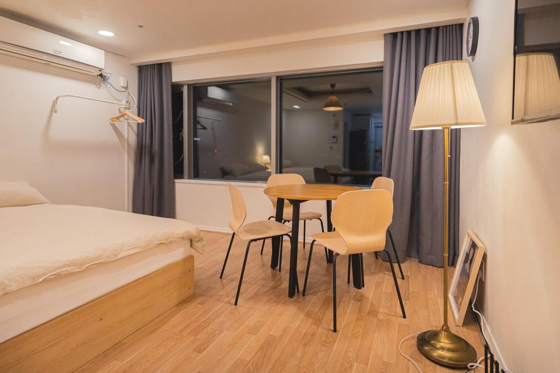 Apartment Momoho Hongdae Seoul