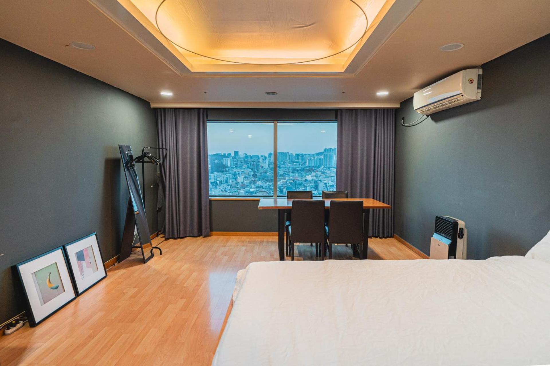 Apartment Momoho Hongdae Seoul
