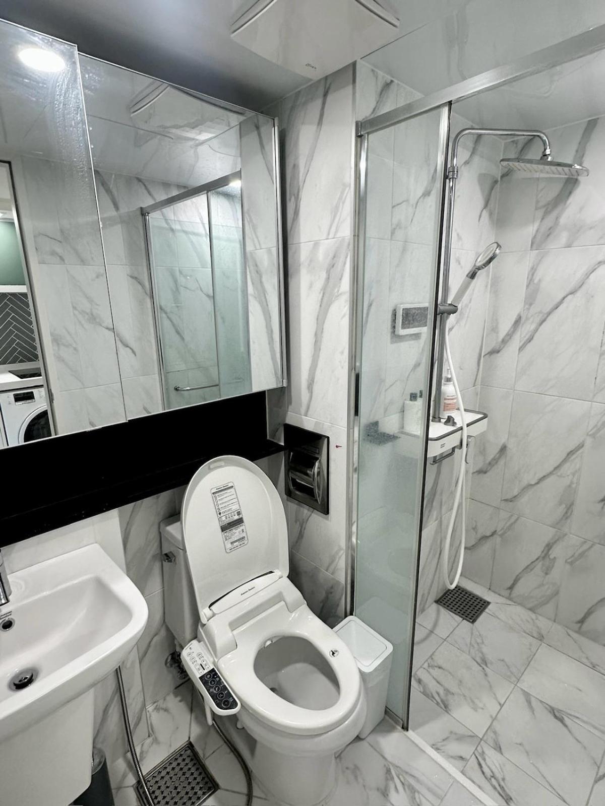 Excellent Location, Comfortable Ddp House Seoul