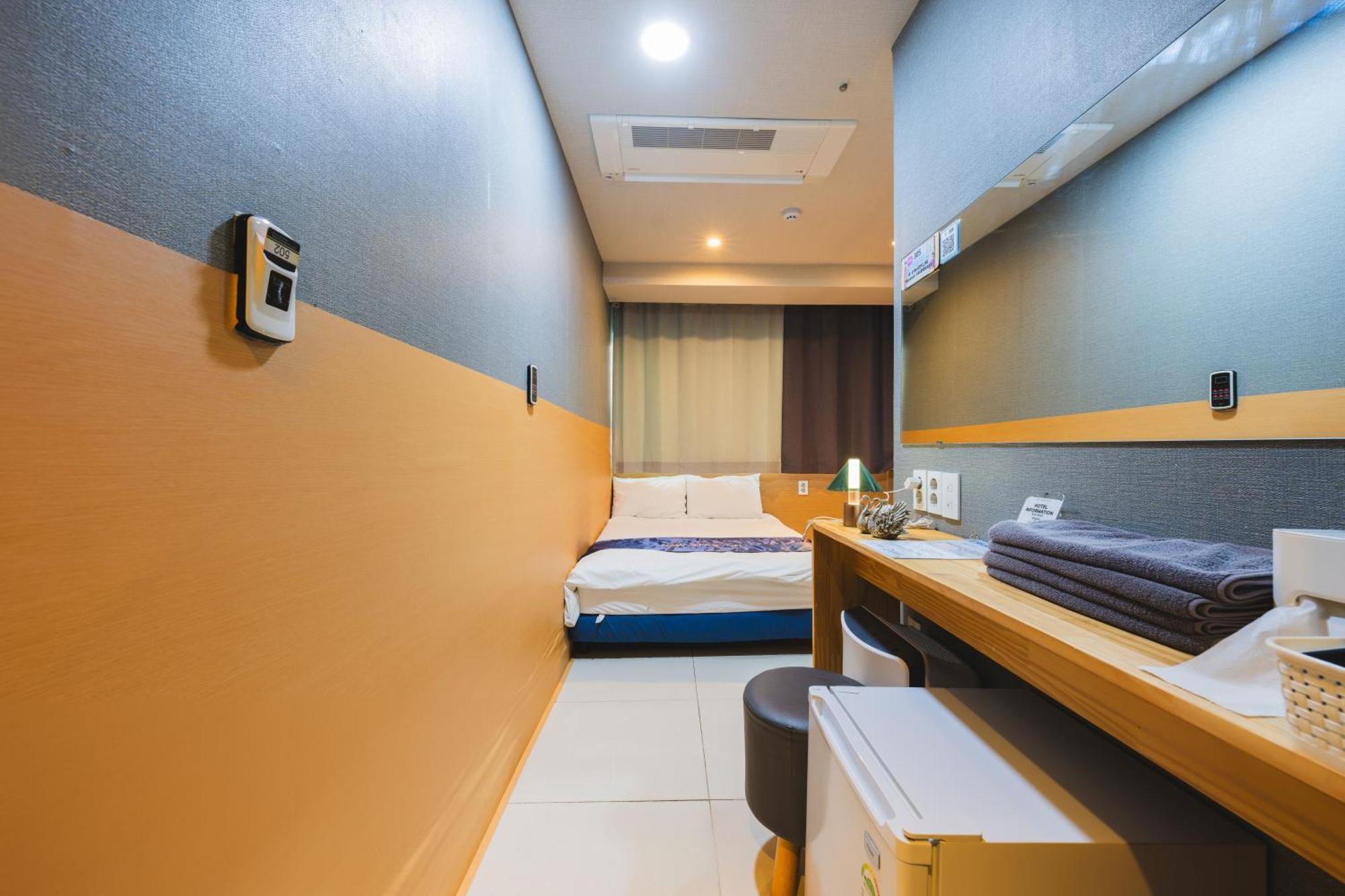 Hostel Myeongdong New