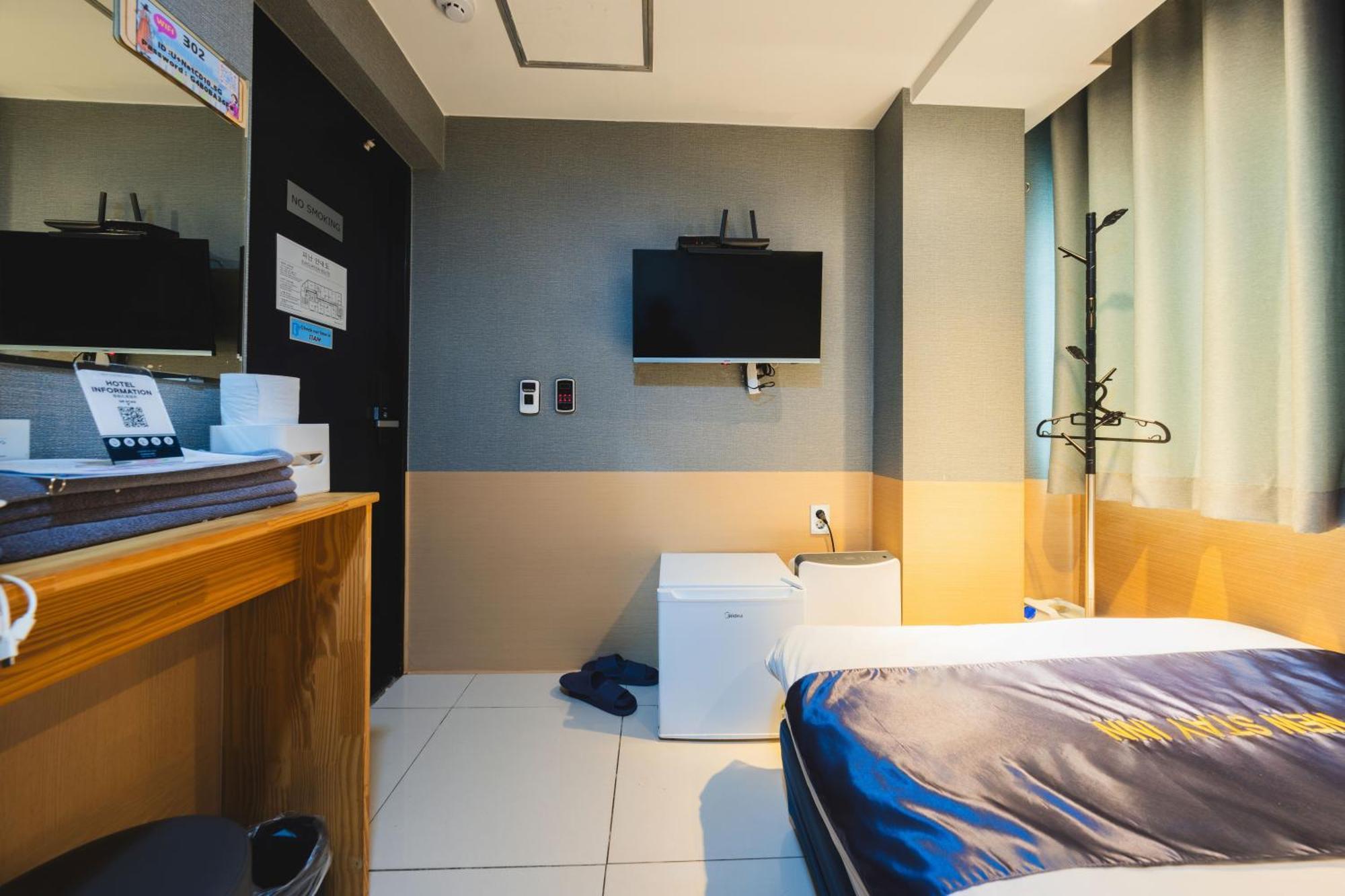 Myeongdong New Hostel