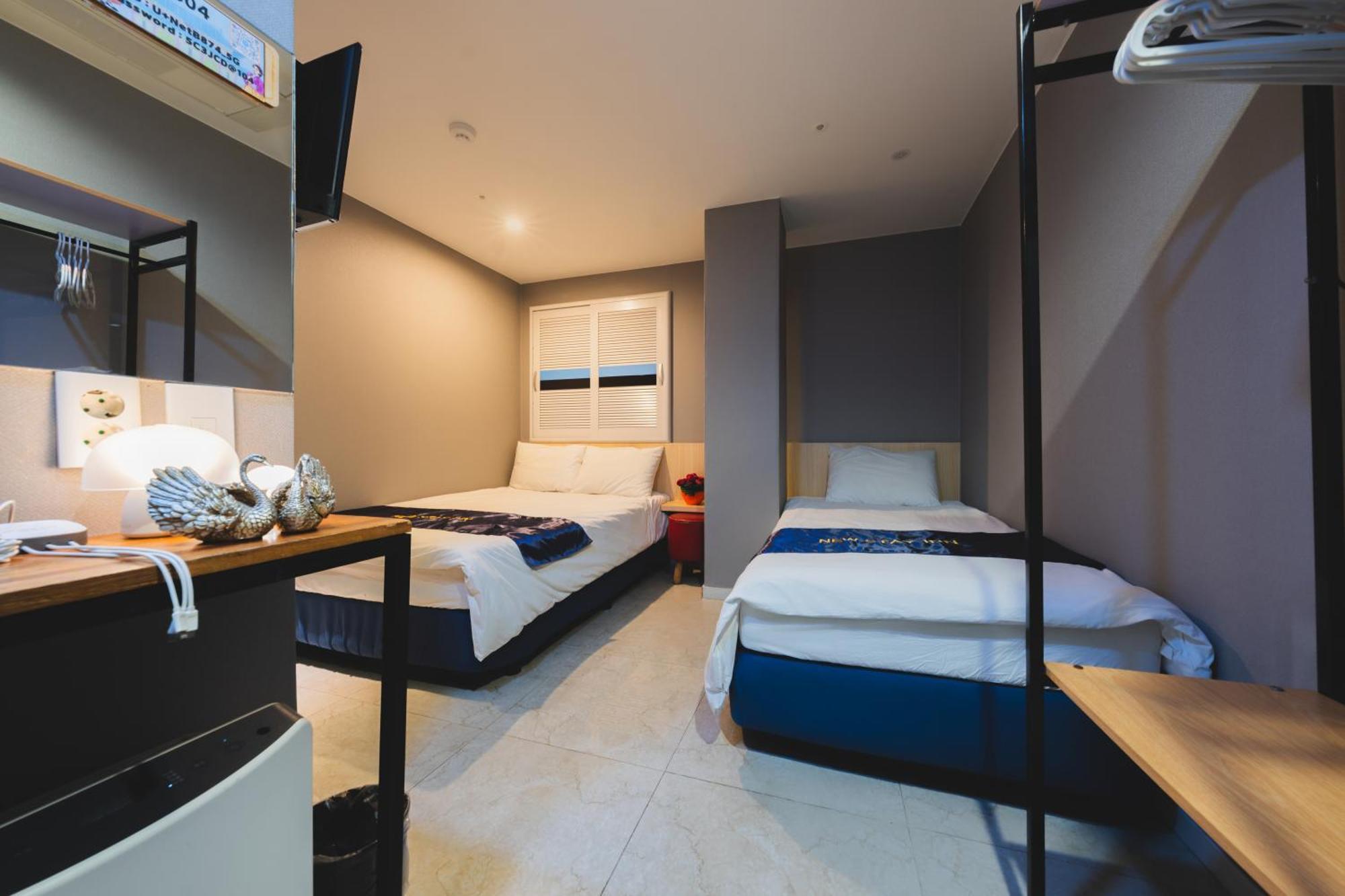 Myeongdong New Hostel *