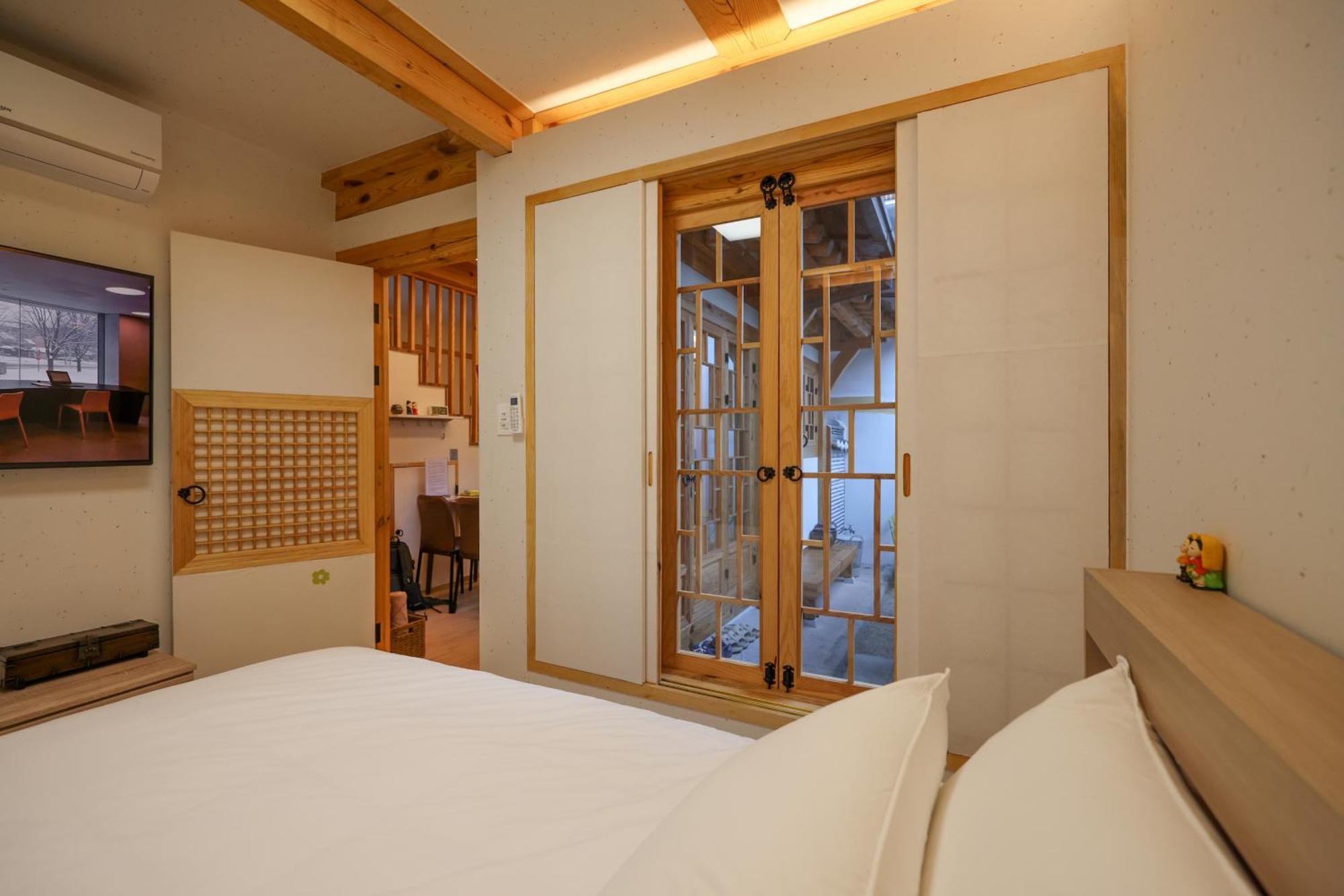 Holiday home Hanok Mikyeong *