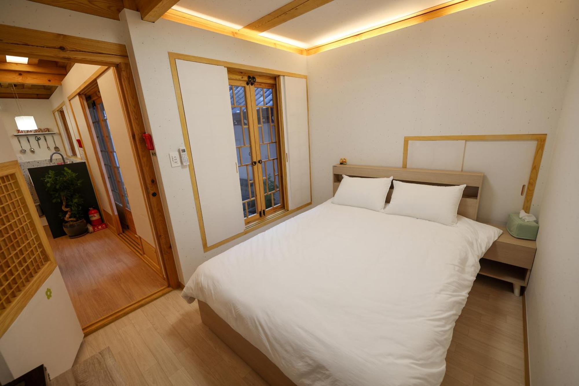 Hanok Mikyeong Seoul