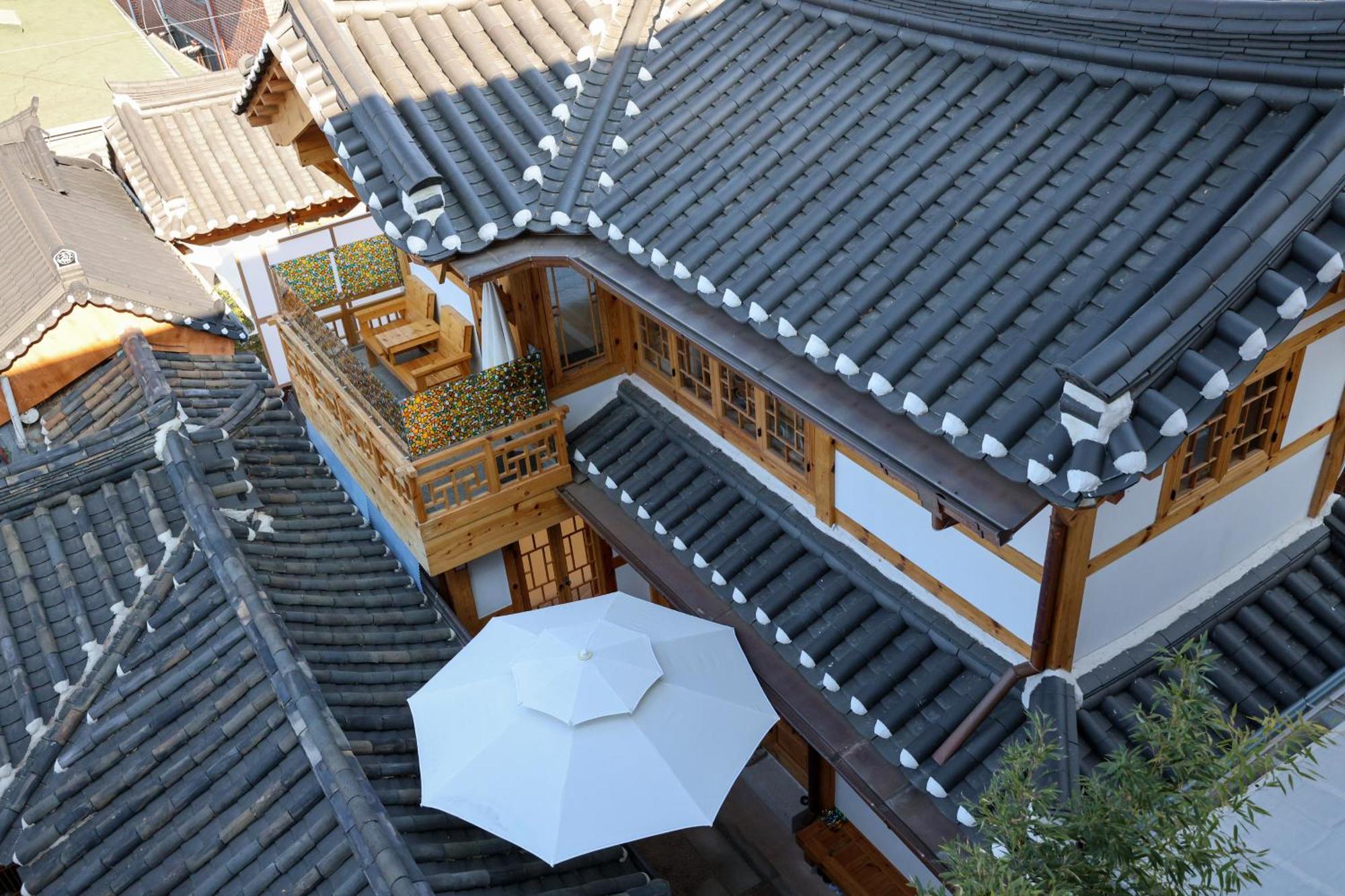 Hanok Mikyeong *
