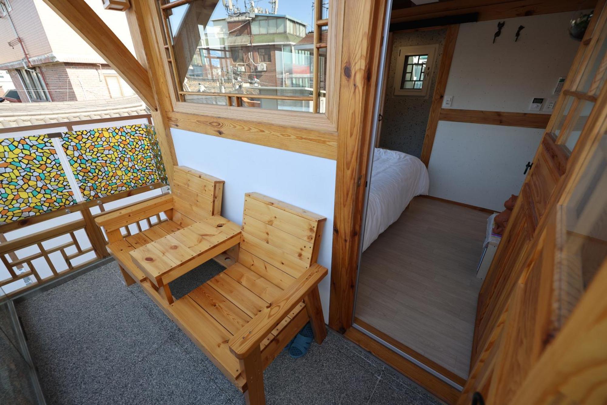 Hanok Mikyeong * Seoul