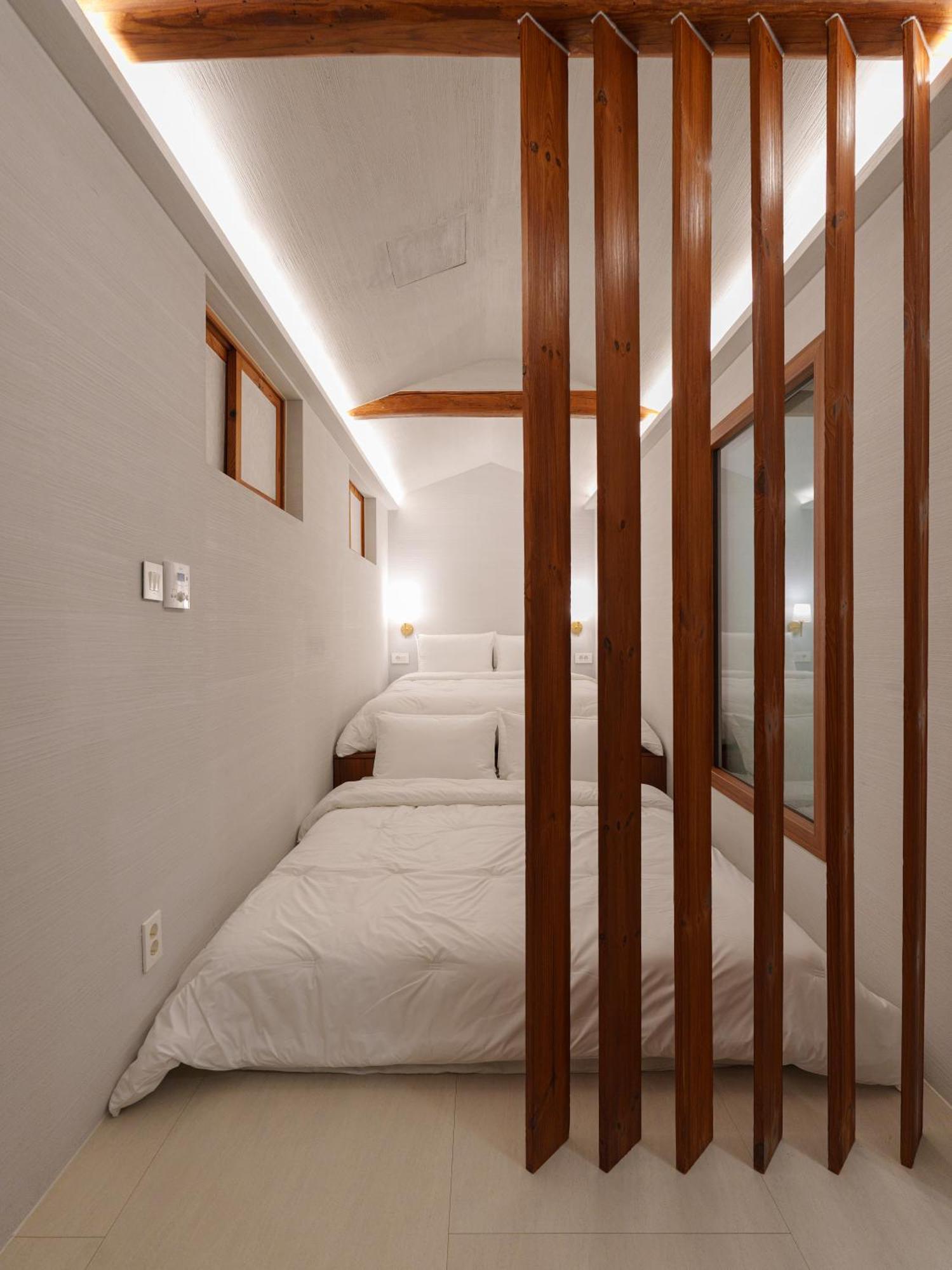 Apartment Bukchon Hanok - 'yul Jae' The Access Code Is Sent By Message Seoul