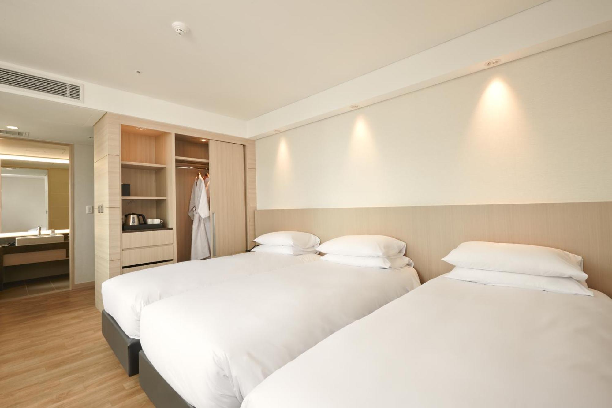 Hotel Mayplace 4*