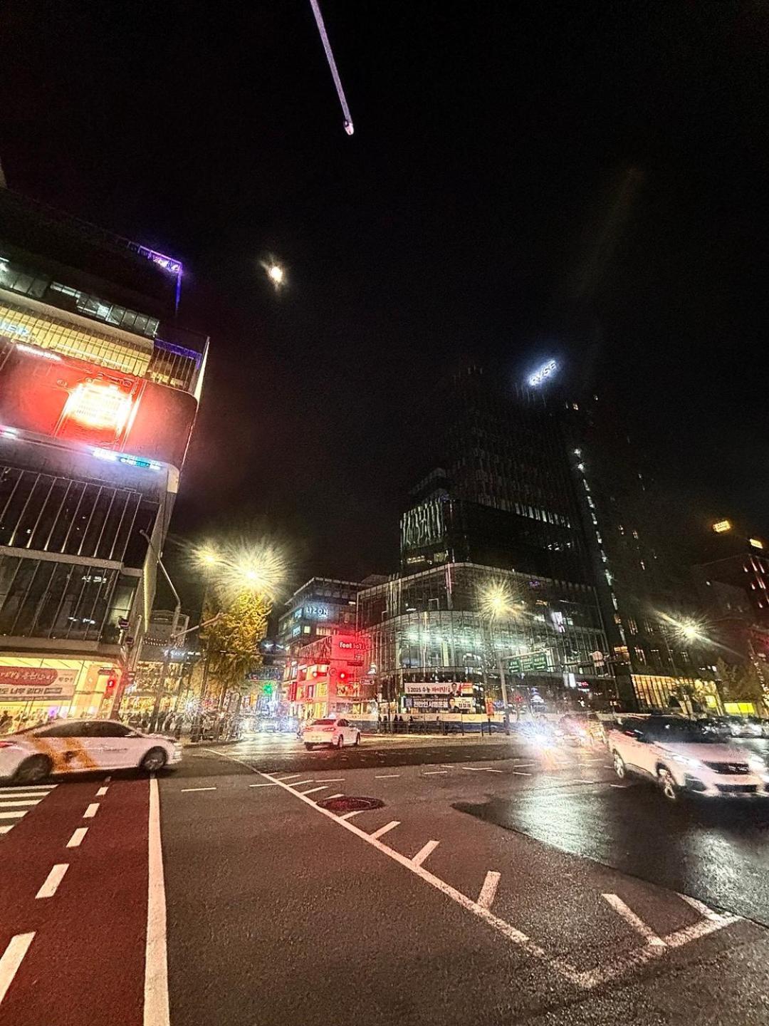 The Sanctuary Rosa Innocta - 1 Min From Hongdae Exit 1 Apartment Seoul