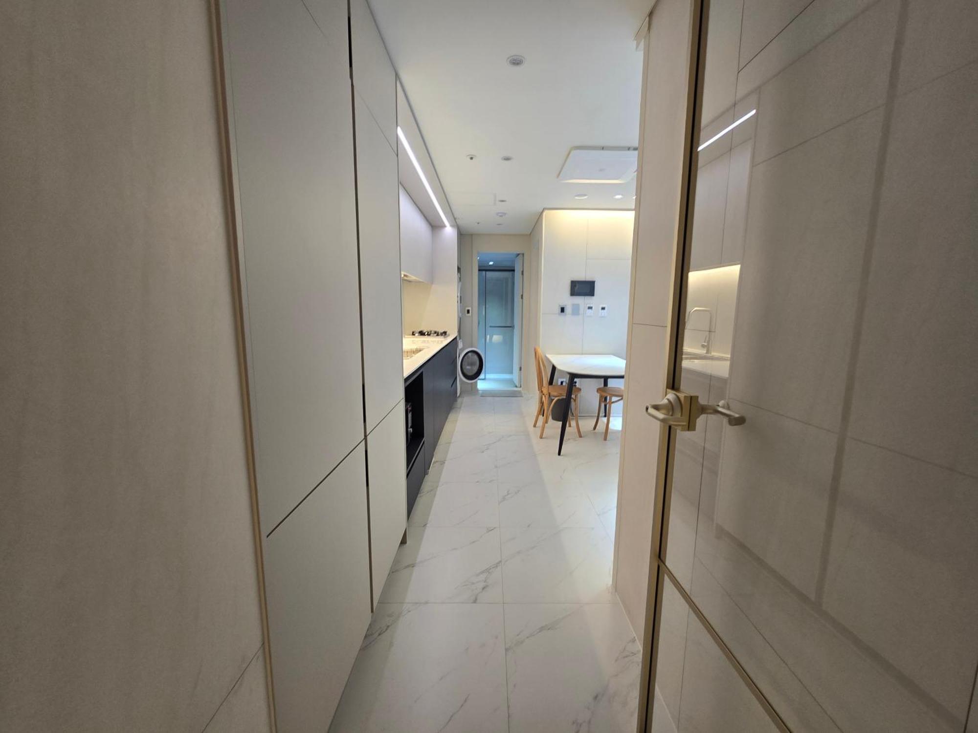 2023 New Build, Super Neat Full Option Apartment *