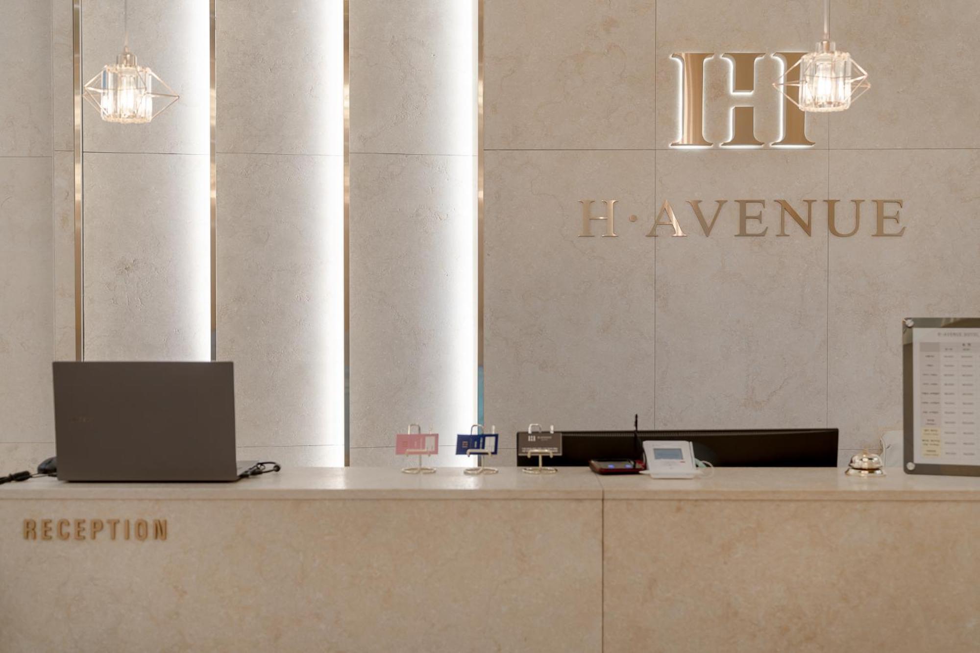 Motel H-avenue Yeongdeungpo *