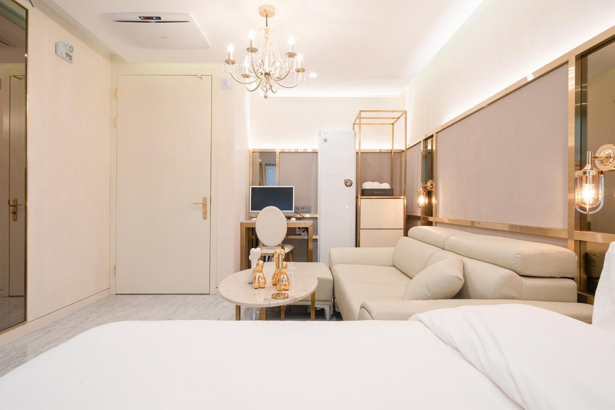 H-avenue Yeongdeungpo Motel *
