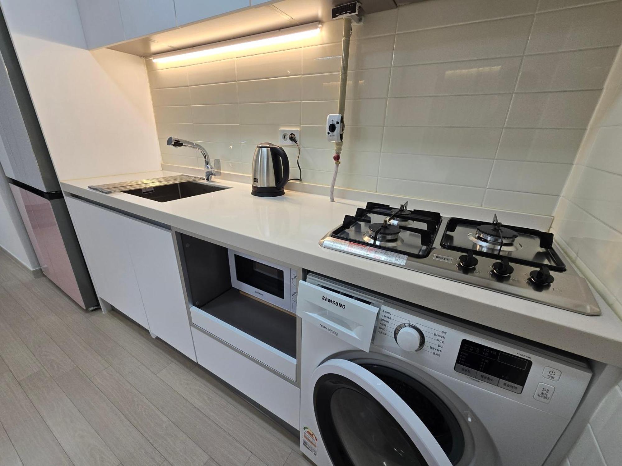 Seonneung Station Beautiful 2room Apartment *