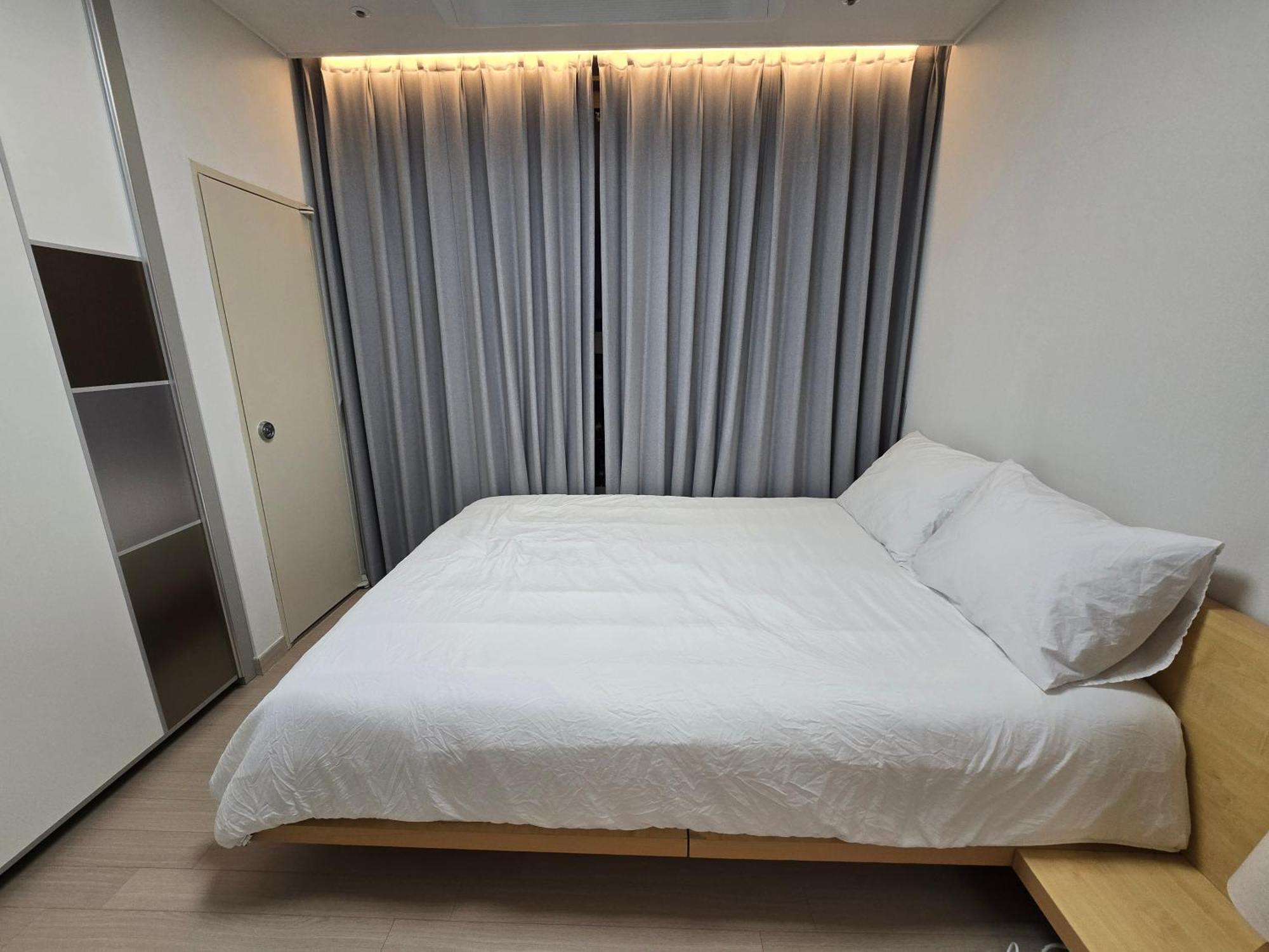 Apartment Seonneung Station Beautiful 2room *