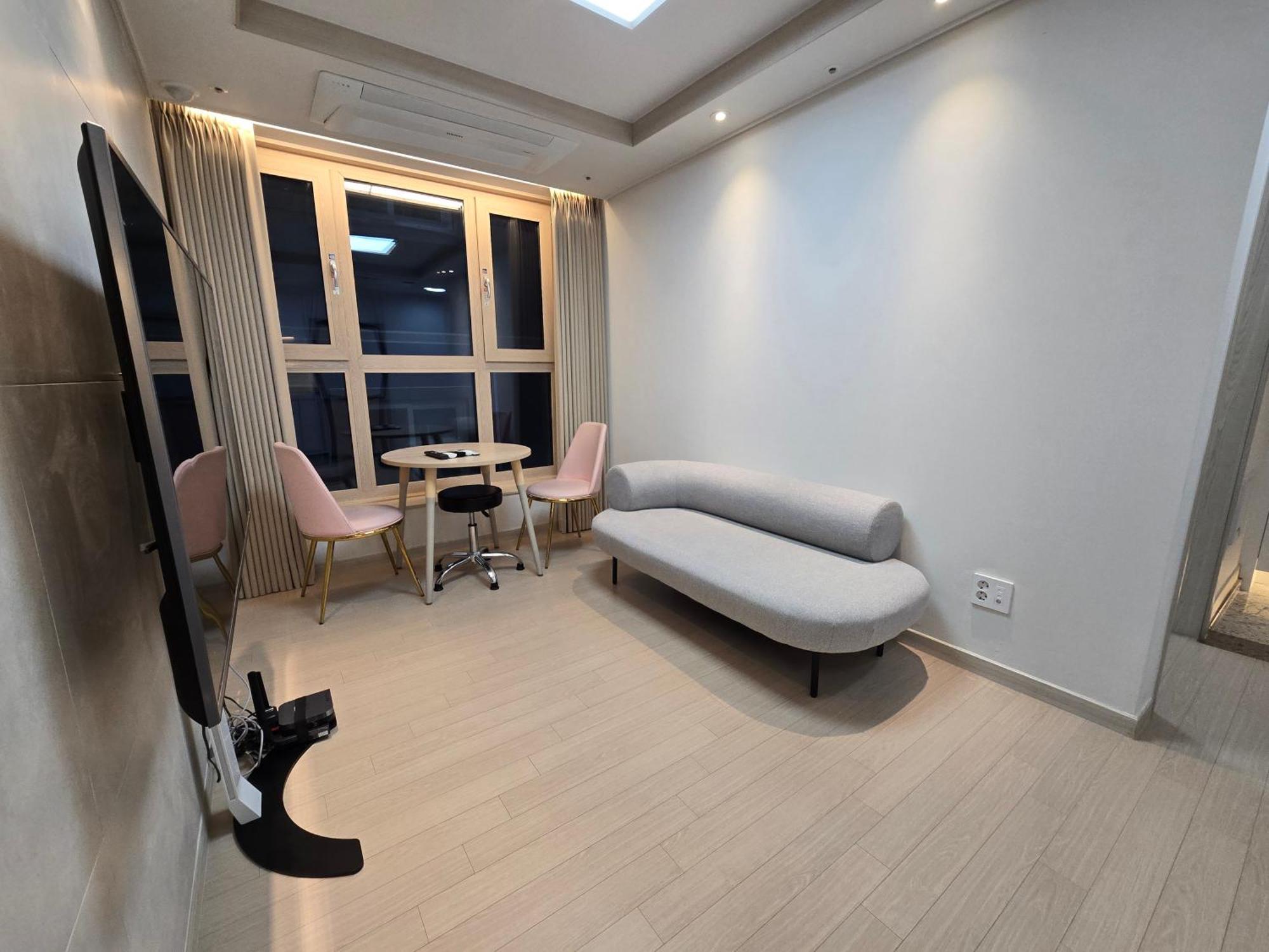 Apartment Seonneung Station Beautiful 2room Seoul
