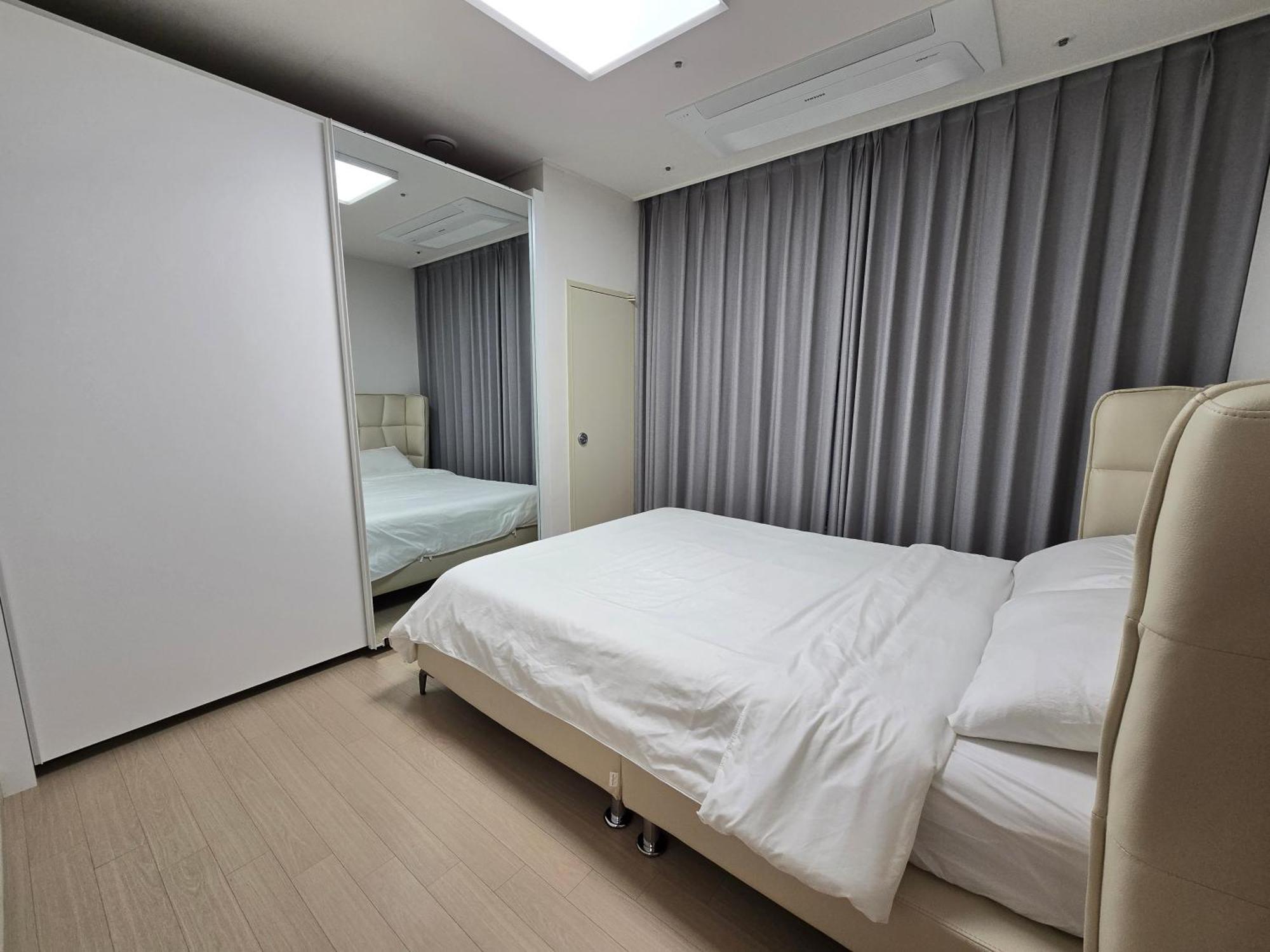 Seonneung Station Beautiful 2room Apartment