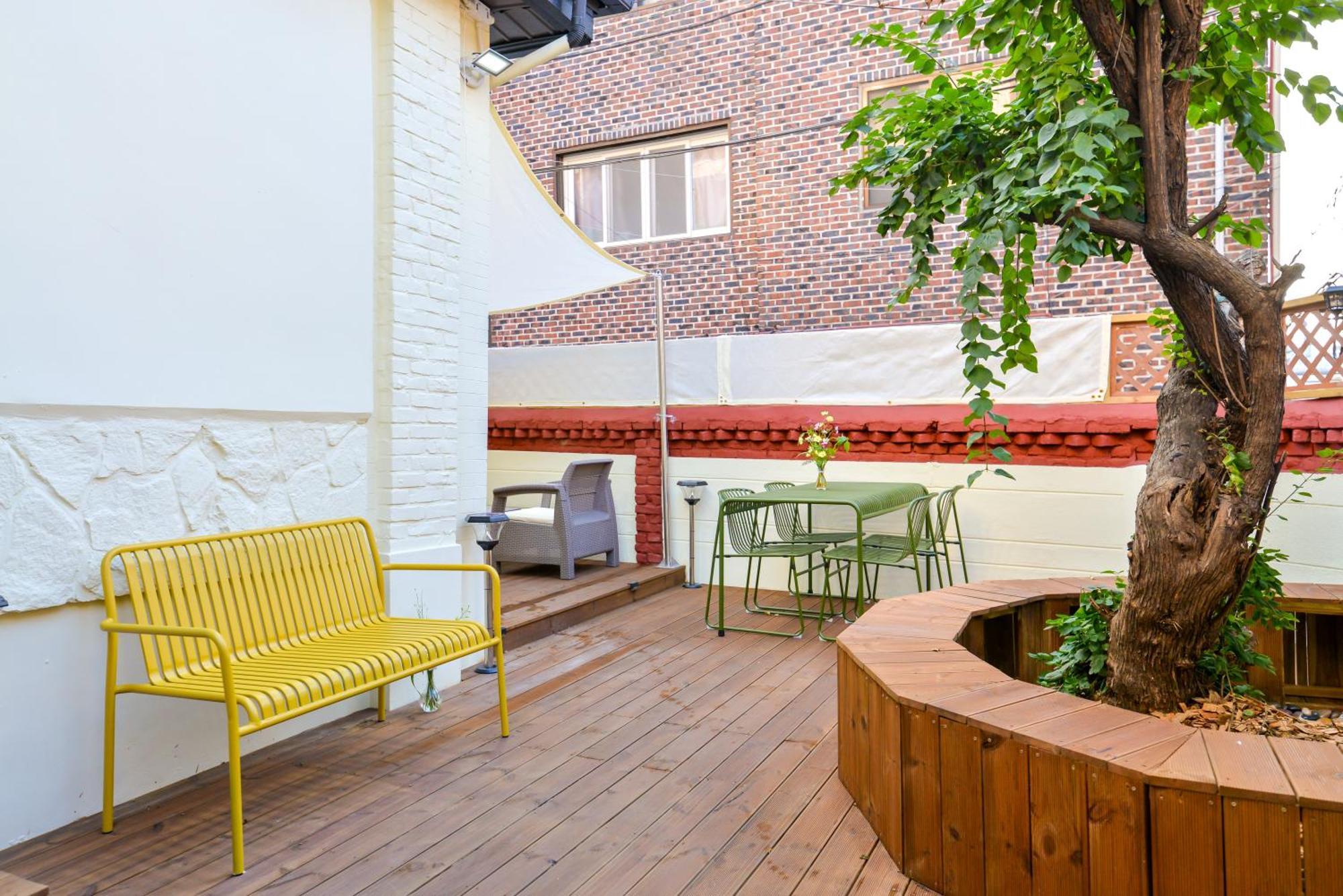 Mineheal Stay- Private Entire House In - Near Ehwa, Sinchon, Hongdae Station With Pick Up Service *