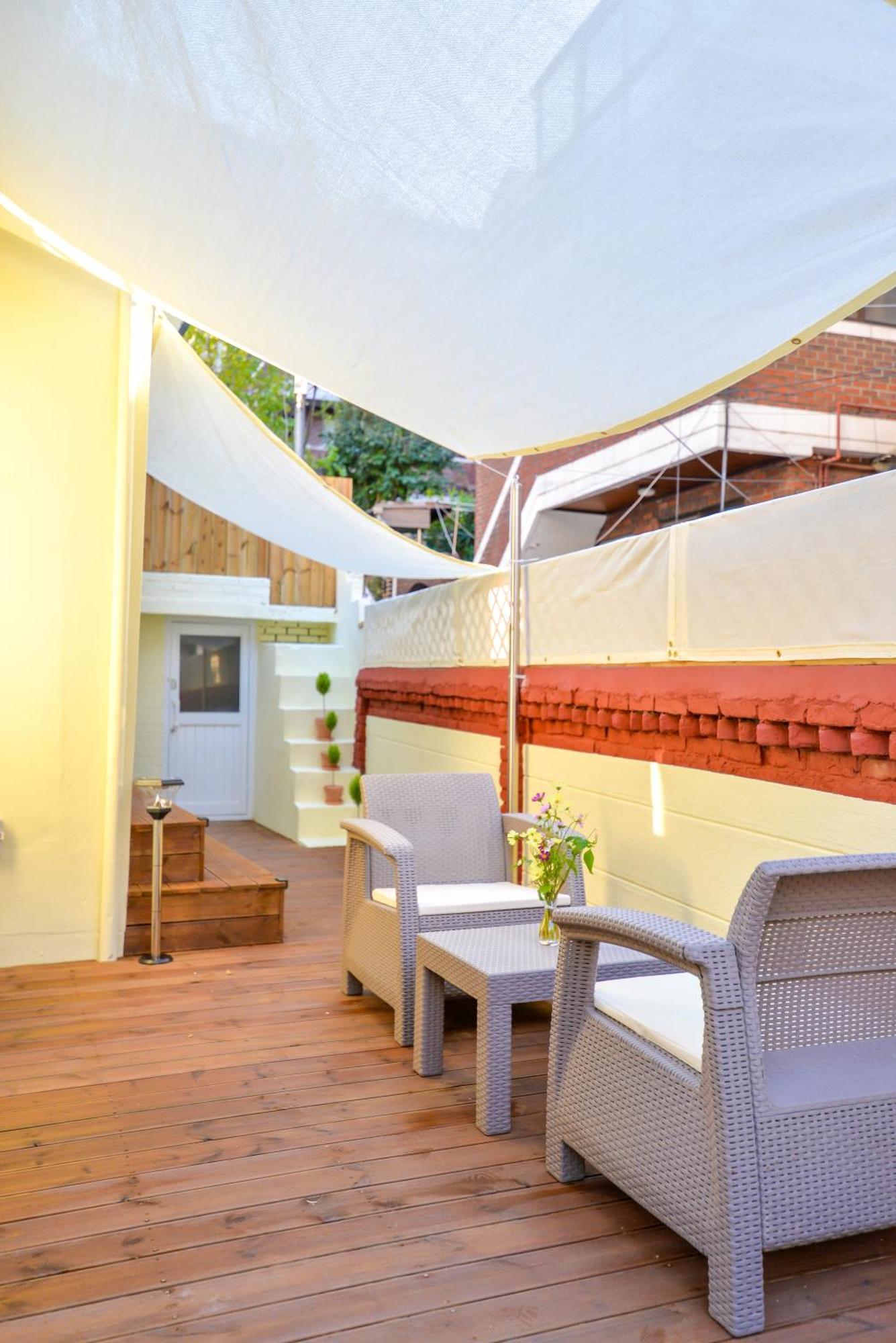 Villa Mineheal Stay- Private Entire House In - Near Ehwa, Sinchon, Hongdae Station With Pick Up Service *