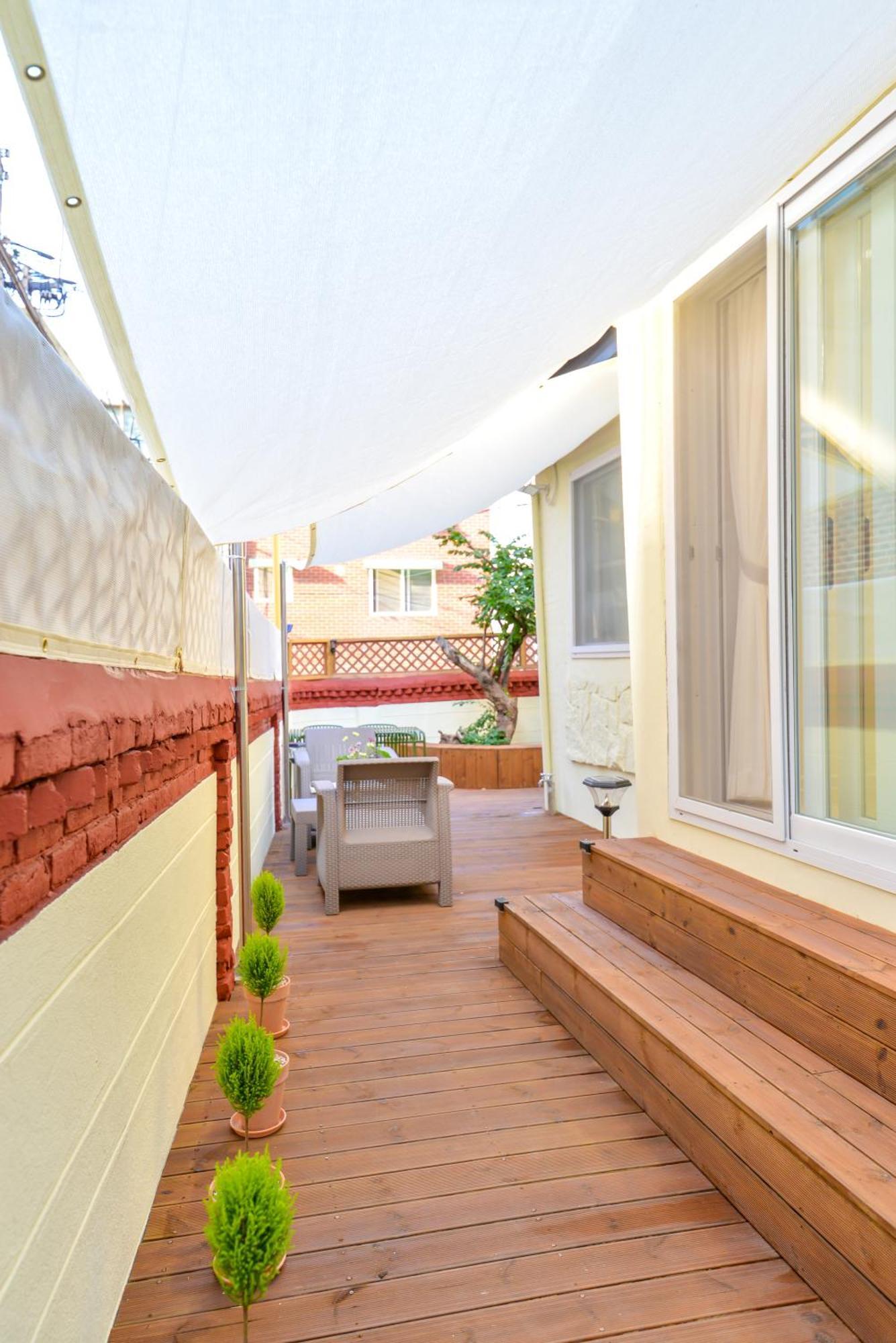 Villa Mineheal Stay- Private Entire House In - Near Ehwa, Sinchon, Hongdae Station With Pick Up Service