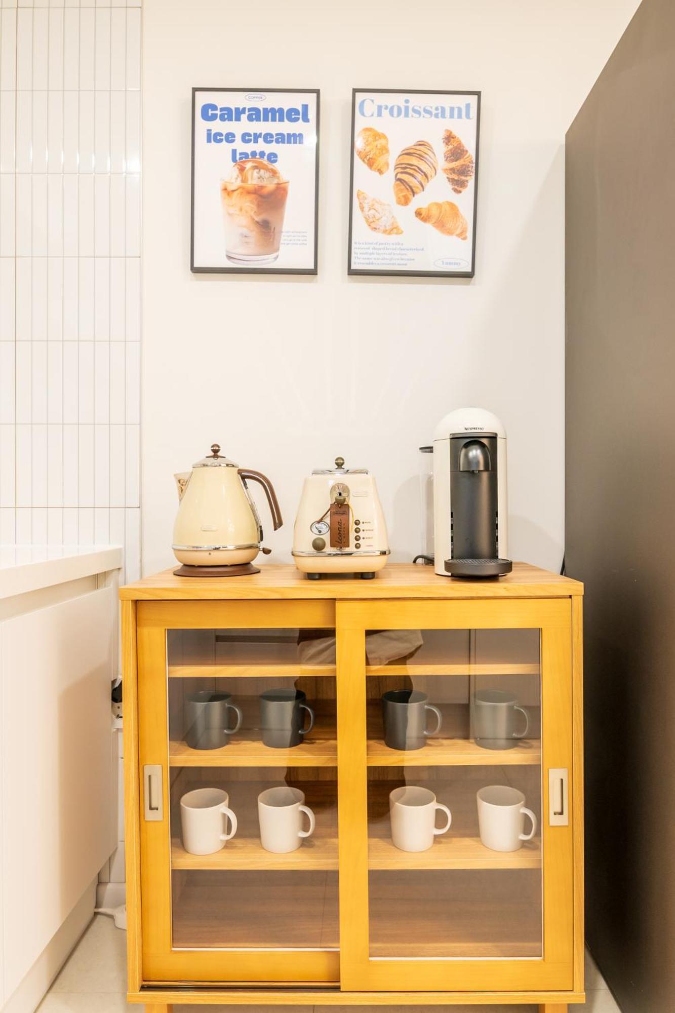 Mineheal Stay- Private Entire House In - Near Ehwa, Sinchon, Hongdae Station With Pick Up Service