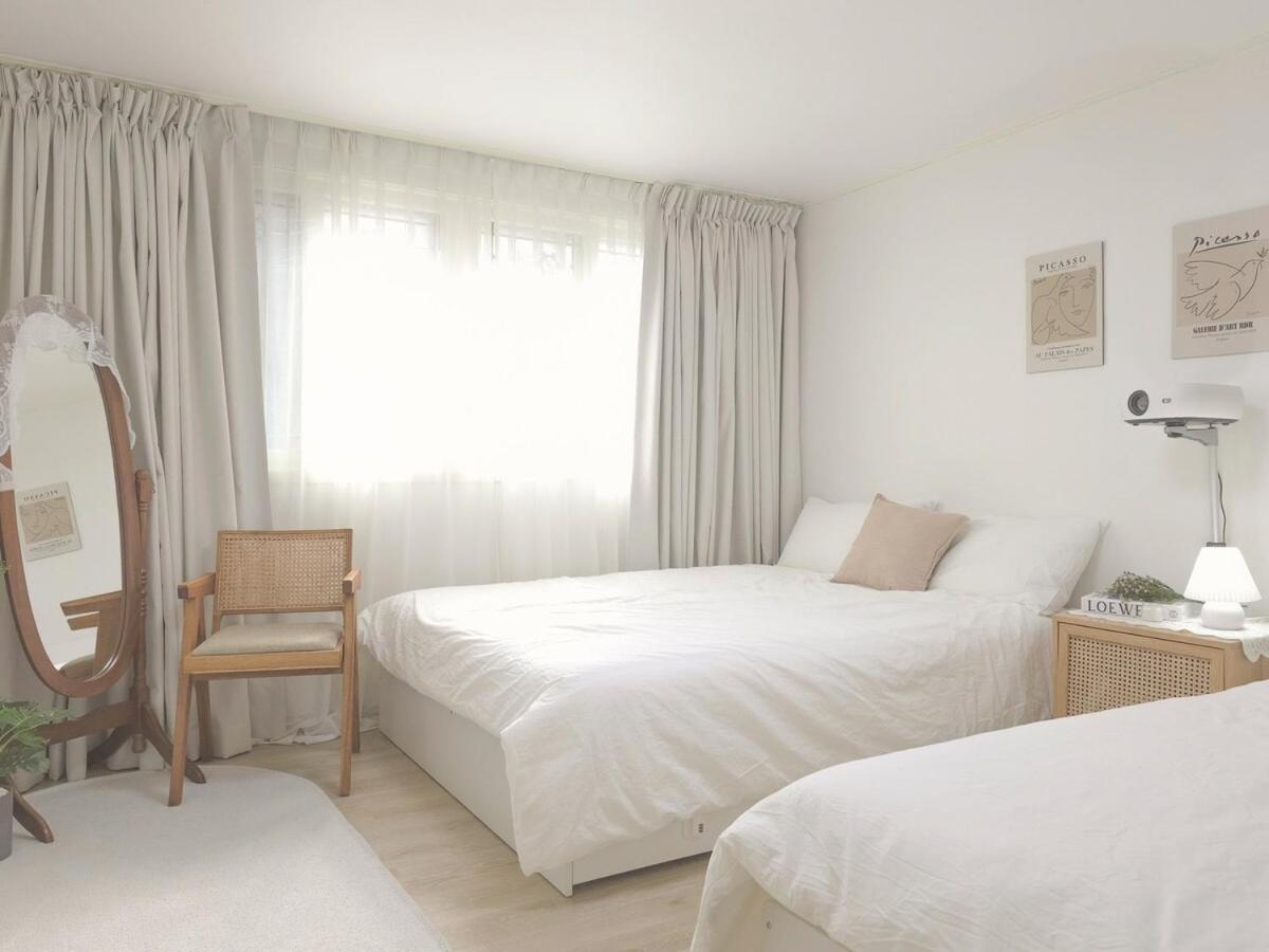 Villa #family Friends Up To 7 People #beamprojector #hongdae, Gangnam, Jamsil 30 Minutes#luggagestorage Service