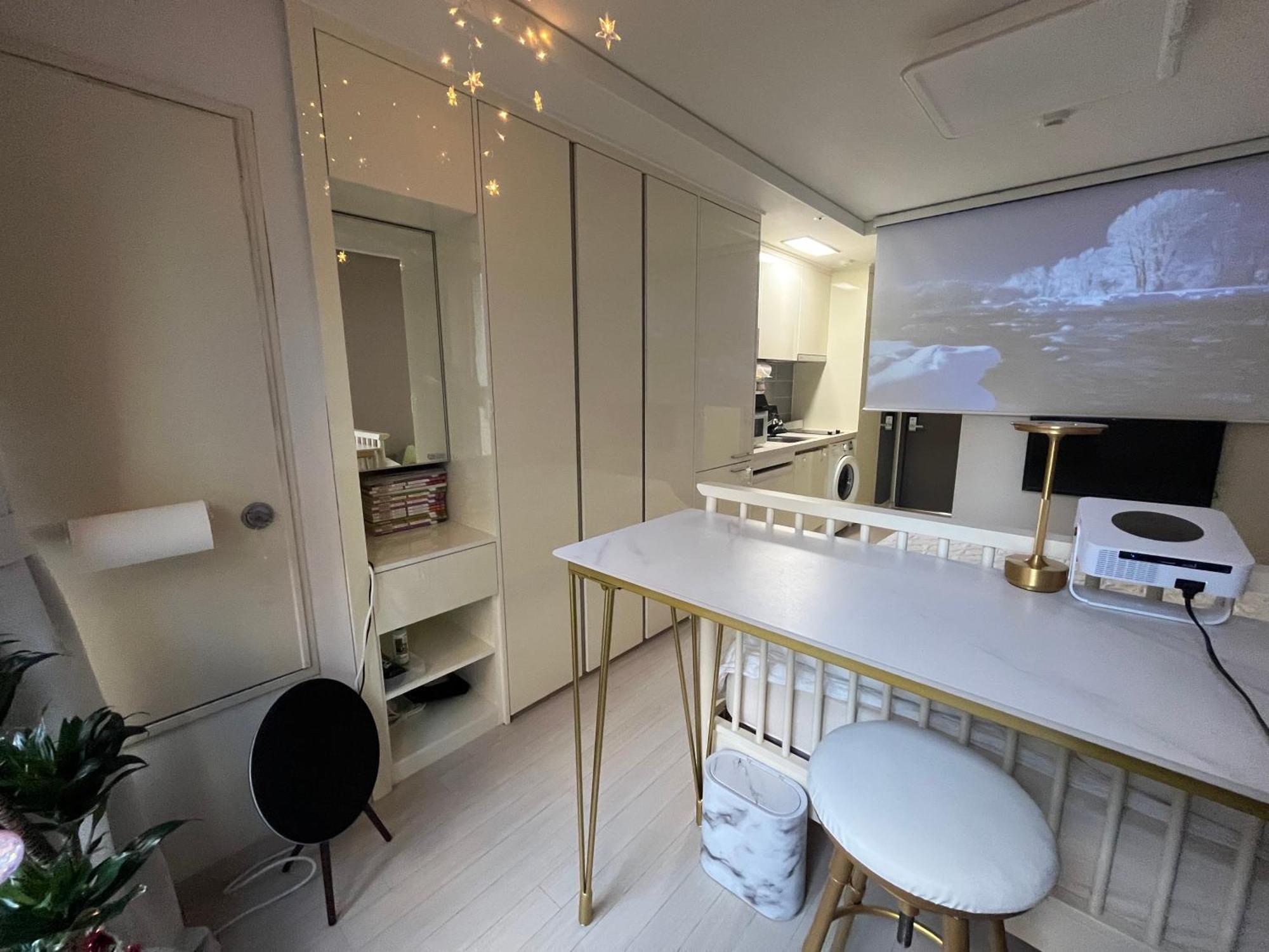 Monthly 40 Percent Off! Gangnam View Golden Single House Seoul