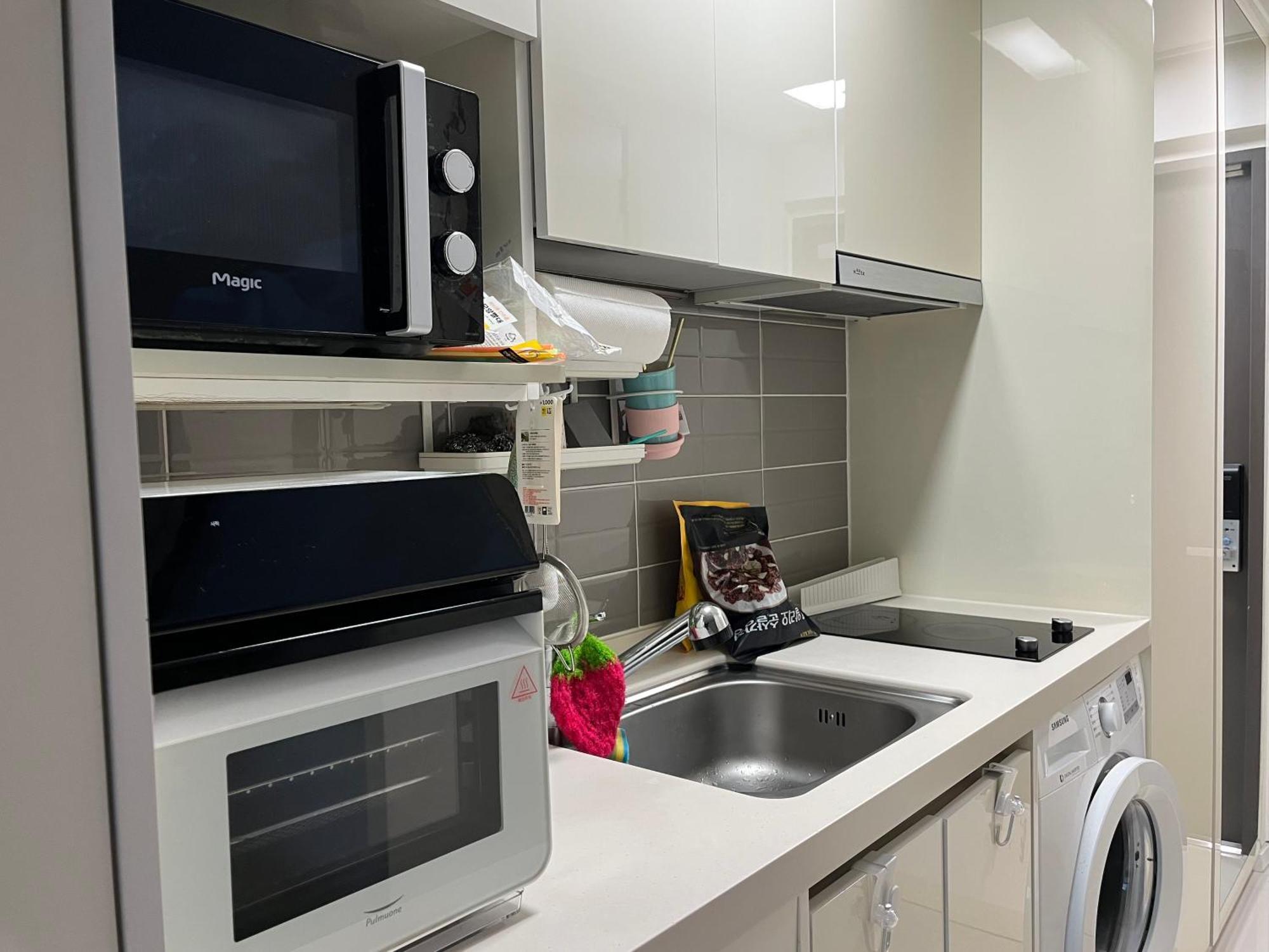 Monthly 40 Percent Off! Gangnam View Golden Single House Seoul