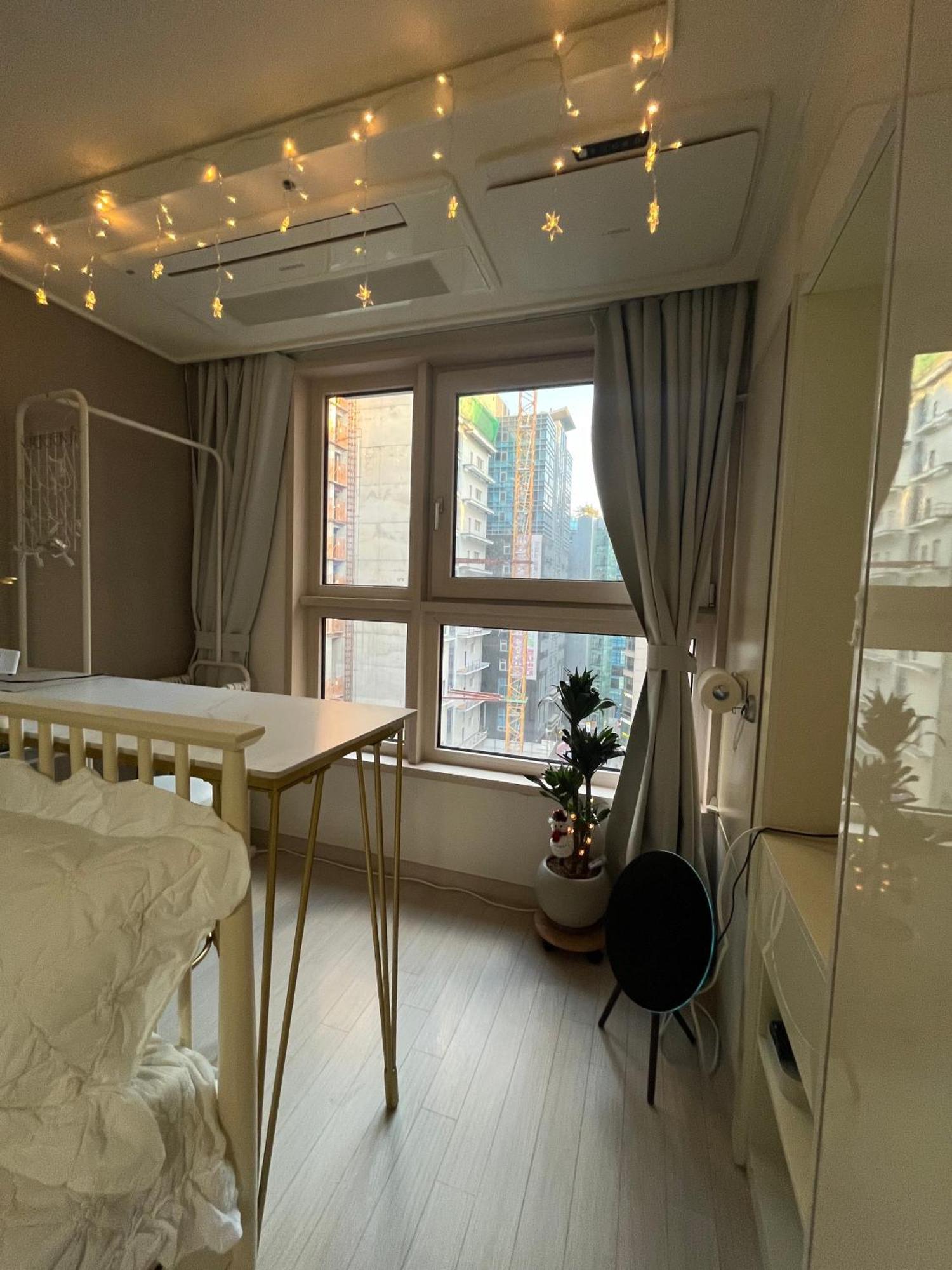 Monthly 40 Percent Off! Gangnam View Golden Single House