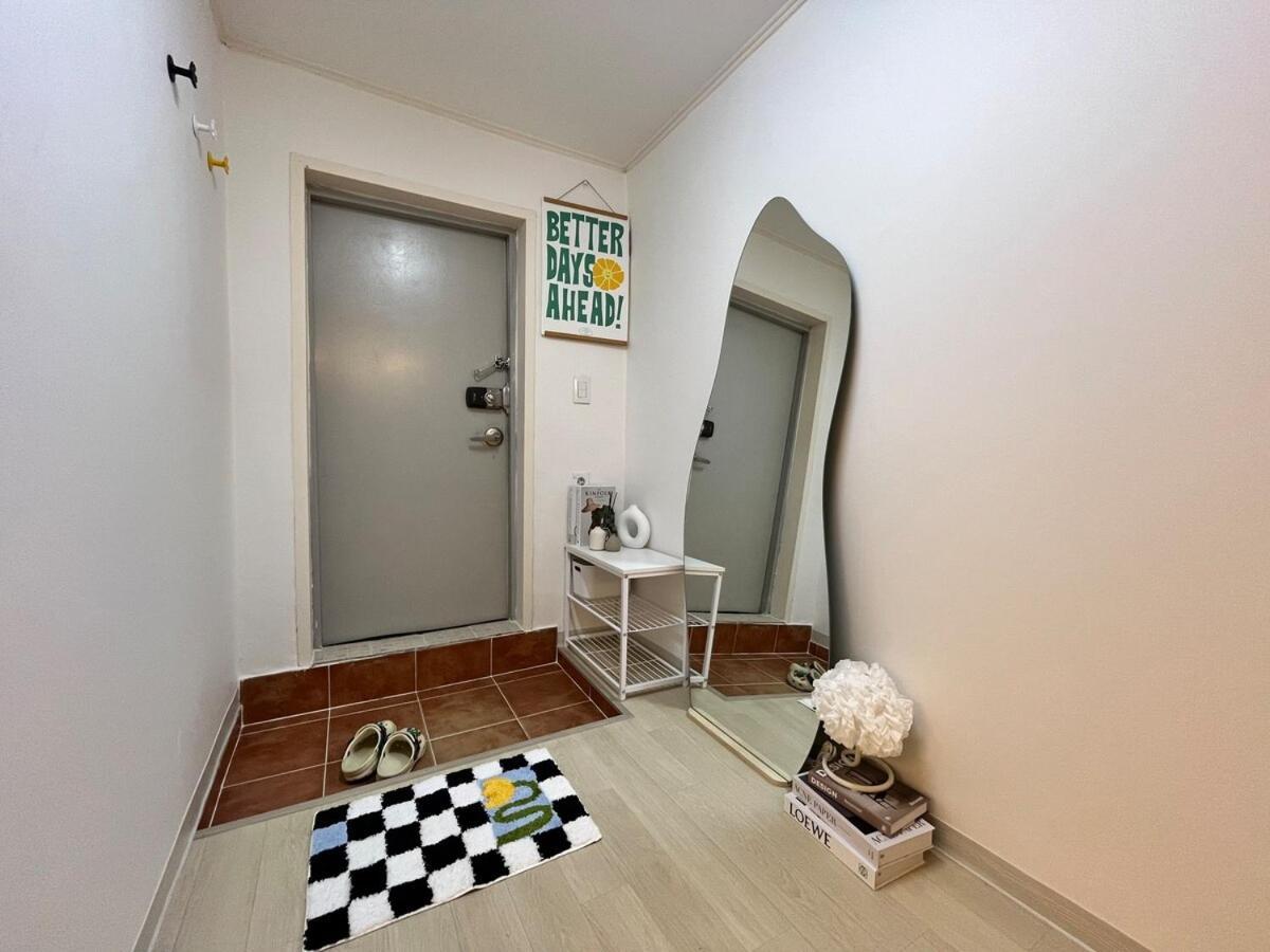 Gyeongui Line Forest Park 2room On 1st Floor For 6ppl Apartment Seoul