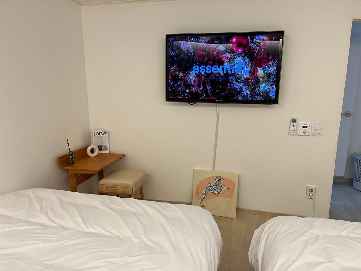 Gyeongui Line Forest Park 2room On 1st Floor For 6ppl Apartment *