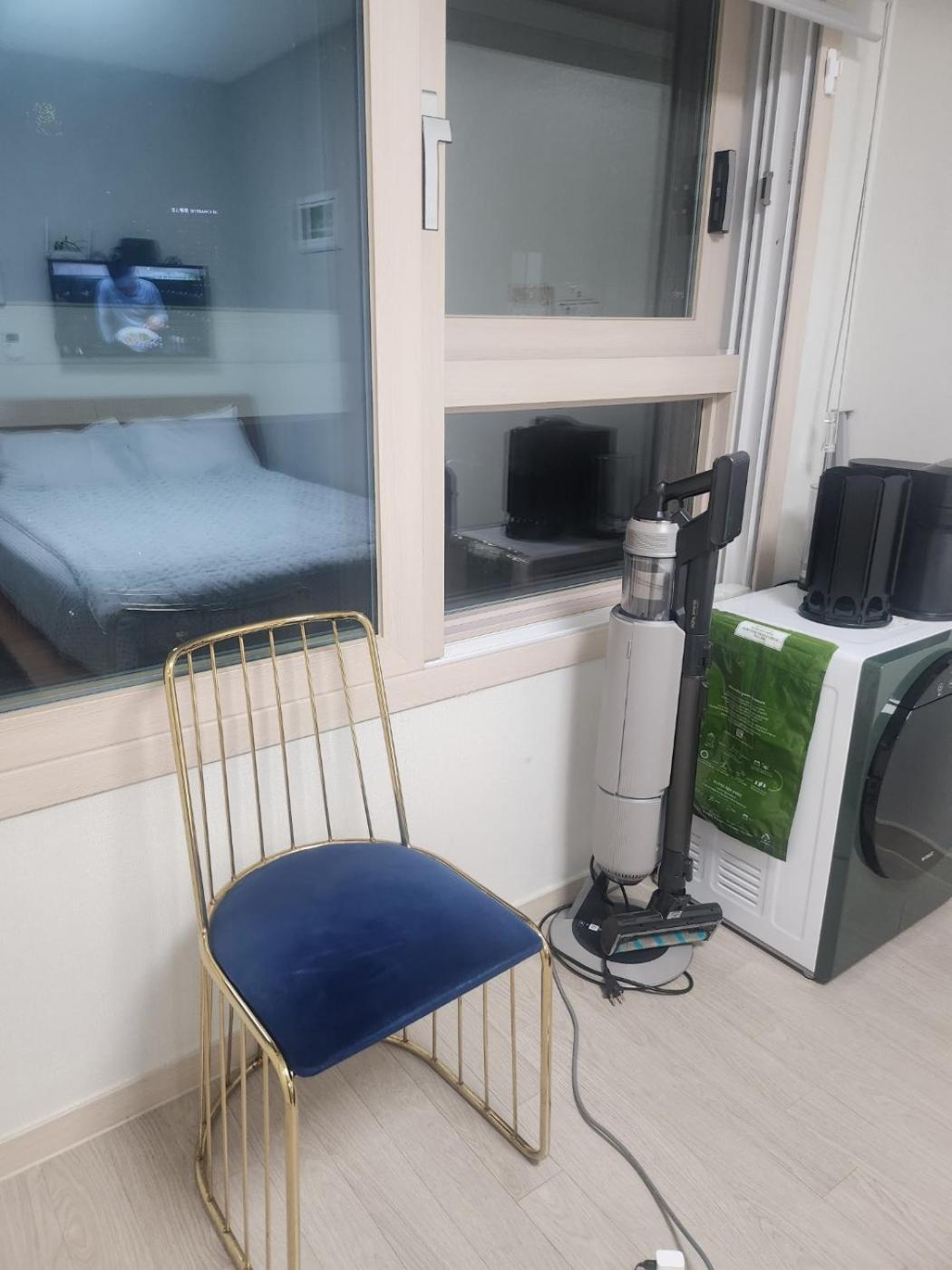 Apartment Sinchon View Seoul