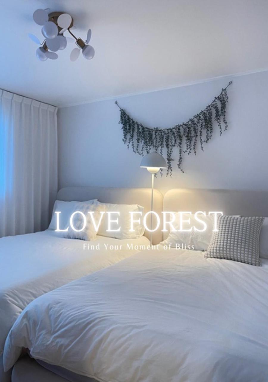 Apartment A Low-rise Family Bed For 4 People, Healing Stay, Forest