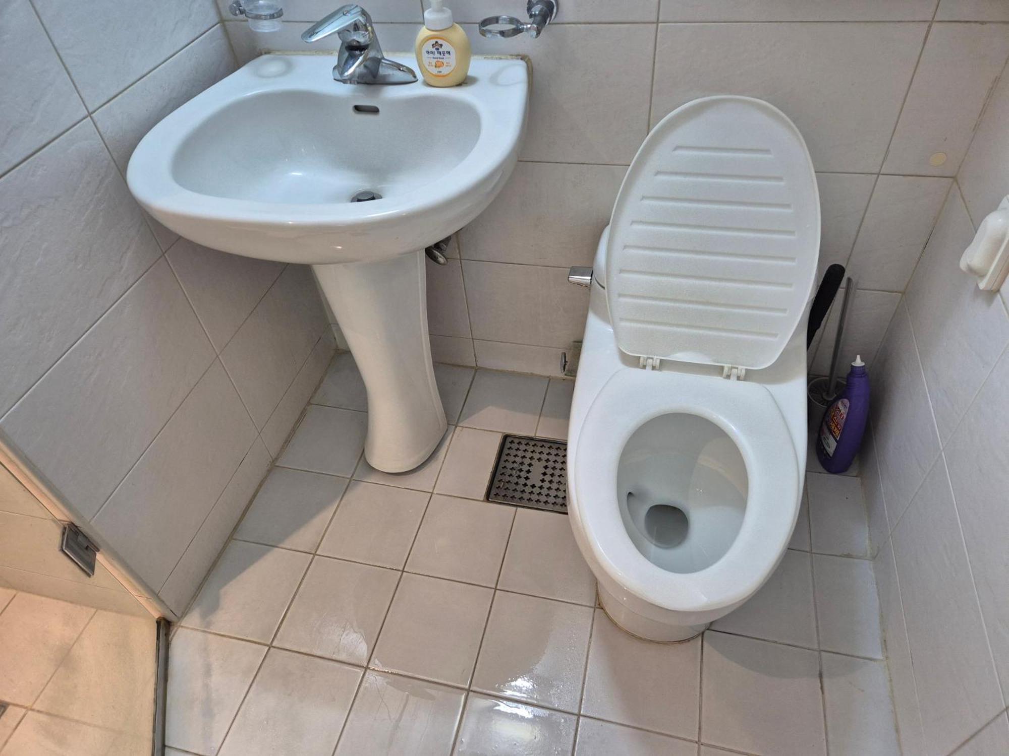Sinsa Urban House Apartment Seoul