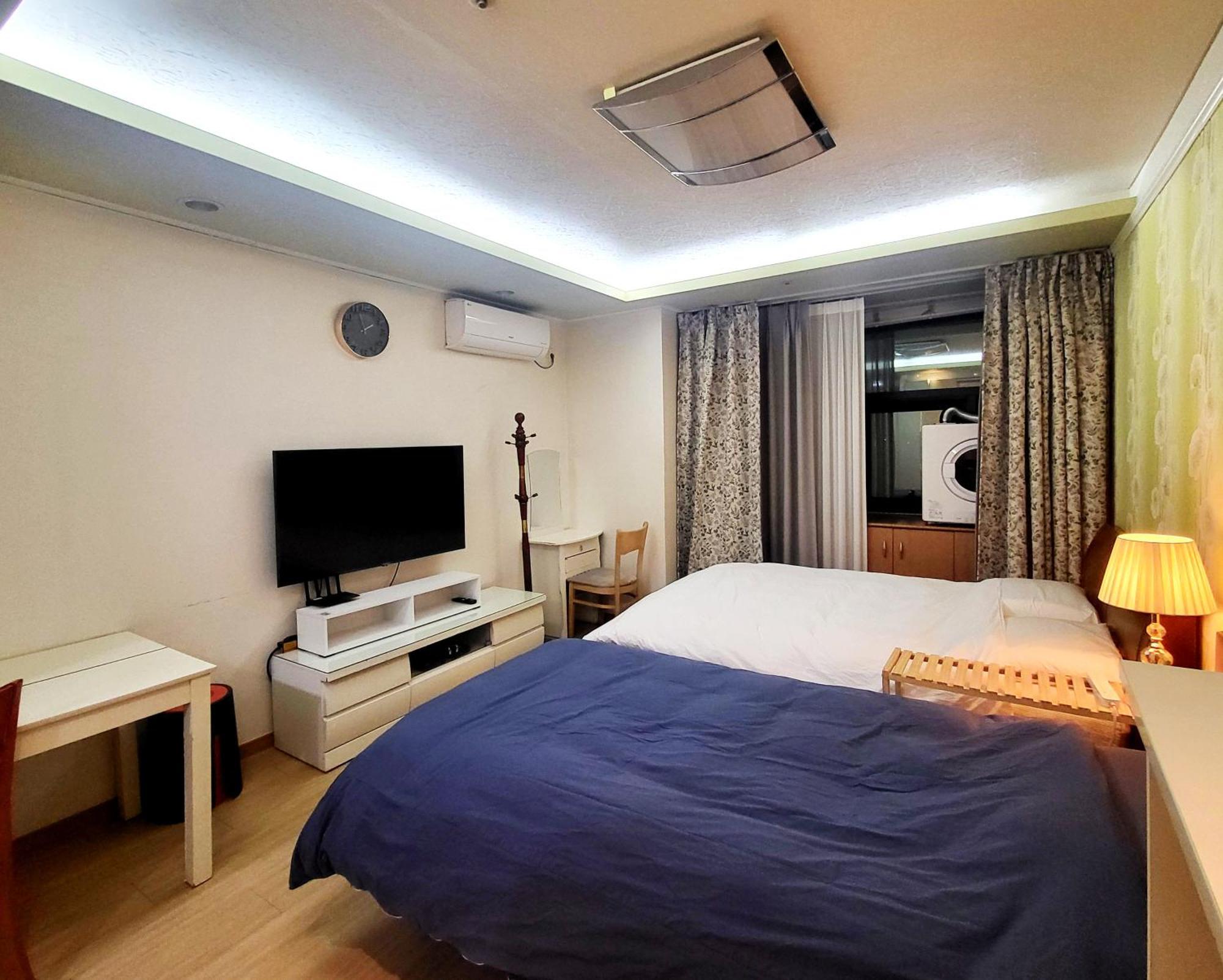 Khan Apartment Seoul