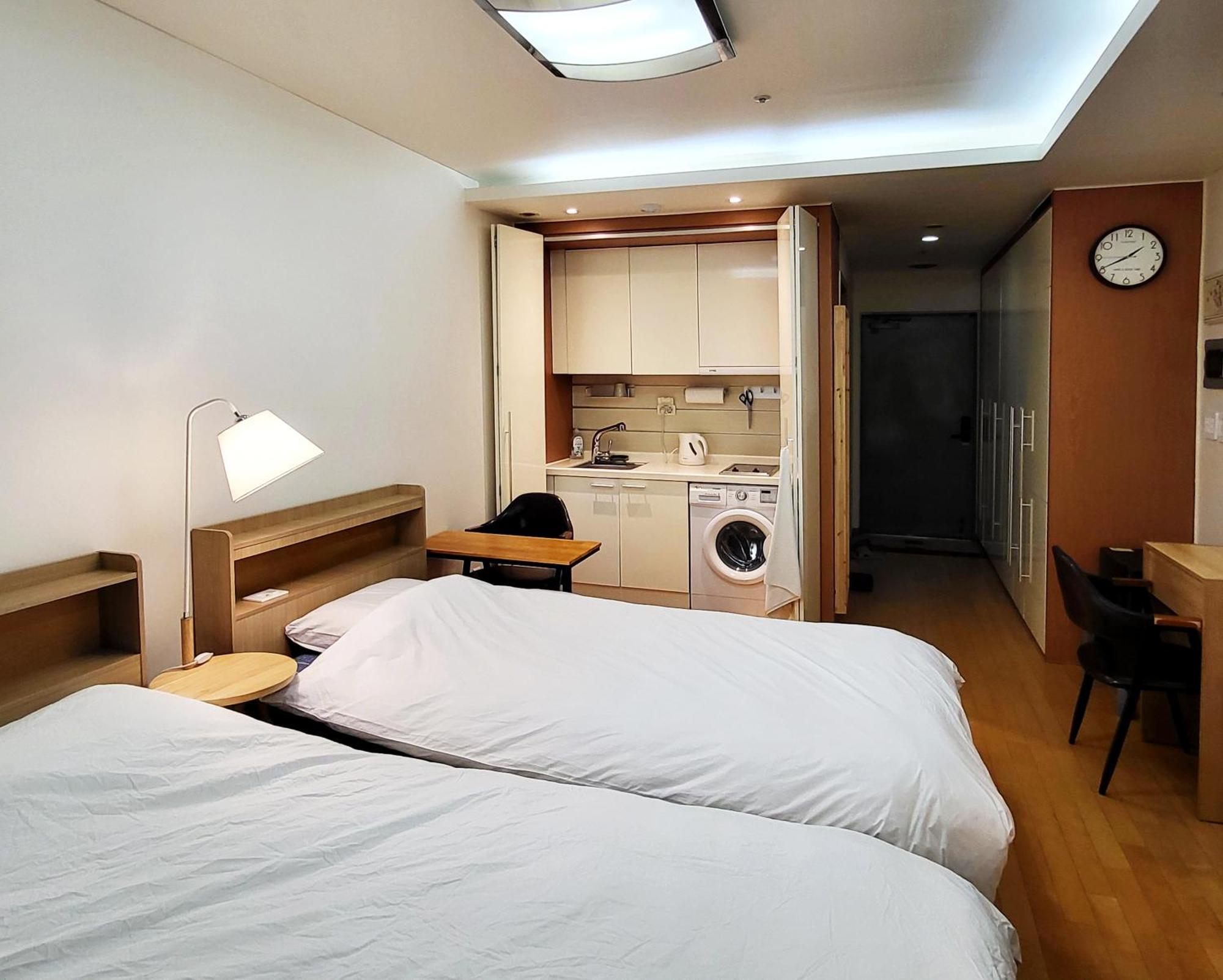 Khan Apartment