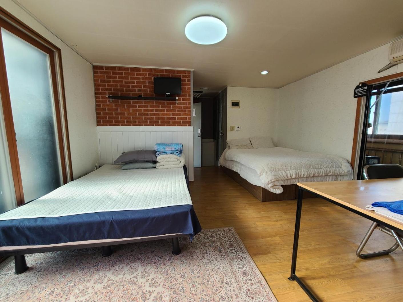 White House Guest house *