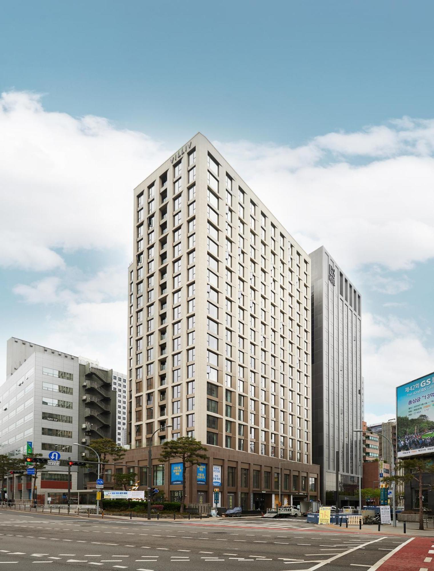 Homes Myeongdong Hotel