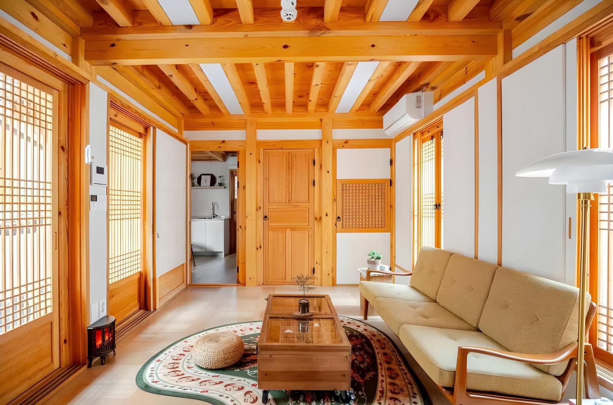 Numaru Two Exclusive Entire Hanoks In Seochon Seoul