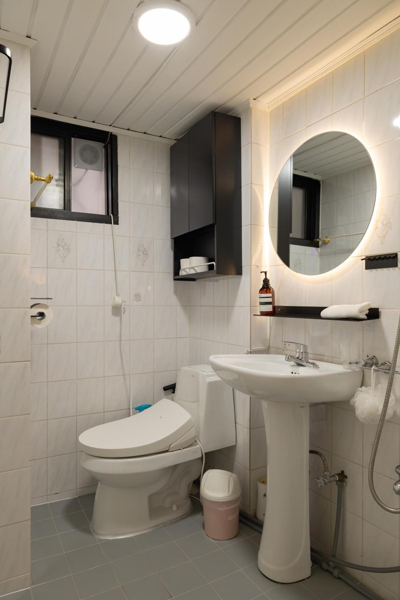 Apartment 40s Cozy Hongdae Seoul