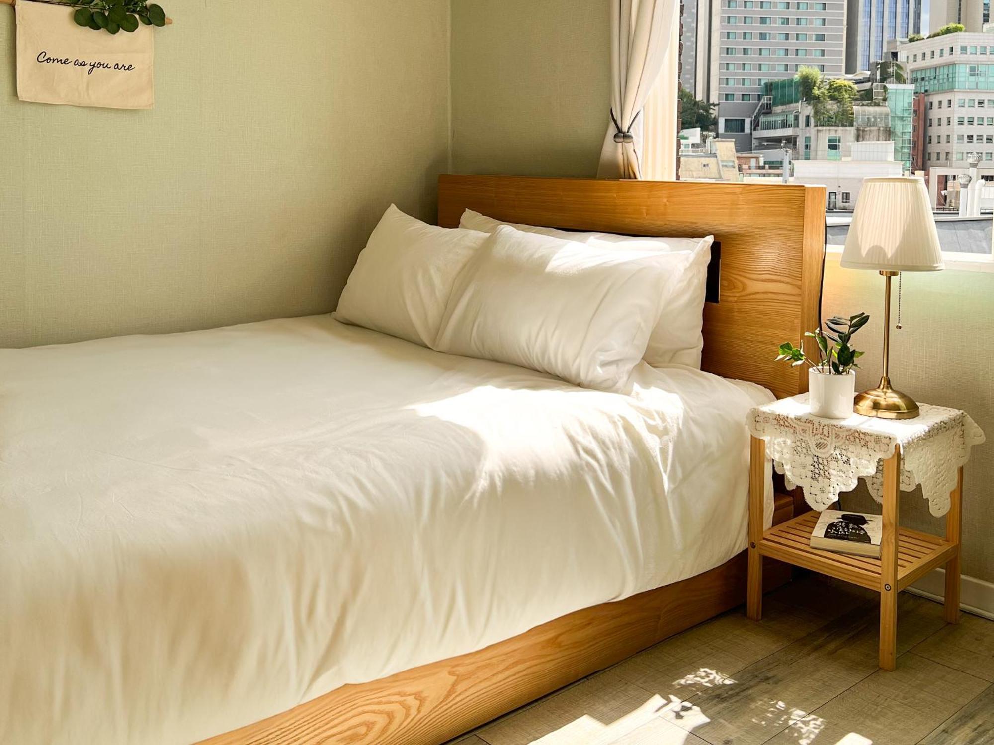 The Cozy Nonhyeon, Gangnam Eonju Station 5 Min, 2 Bedrooms, Premium Beds, Value For Money, Biz Trip Apartamento *