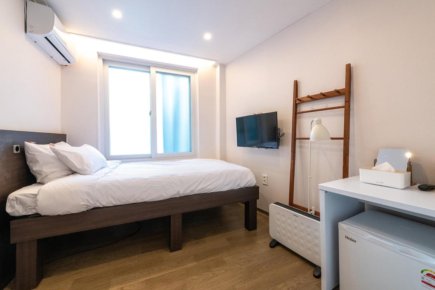 Crashinyongsan Hotel