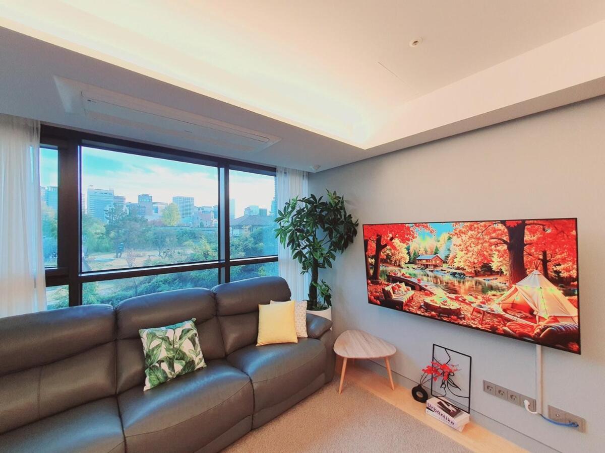 Gwanghwamun Square House Apartment *