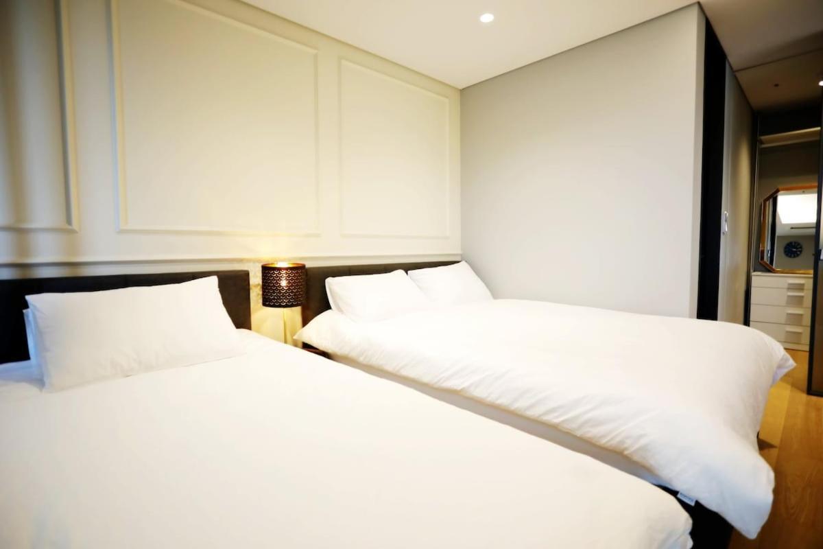 Gwanghwamun Square House Apartment