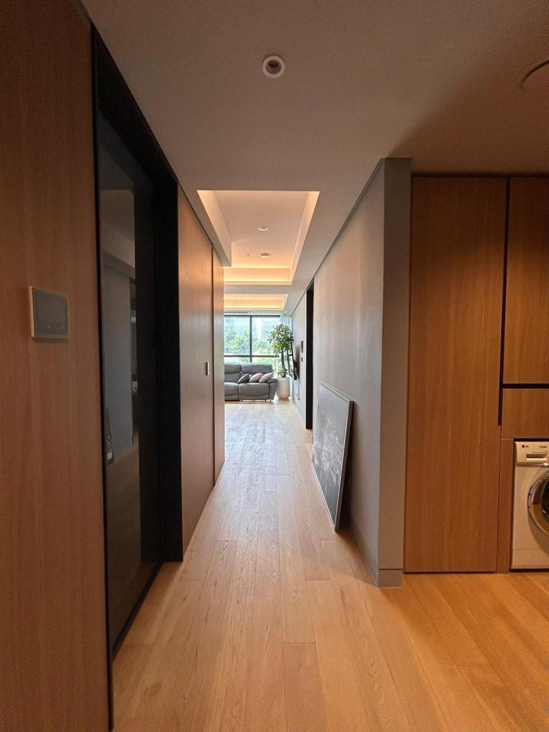 Apartment Gwanghwamun Square House